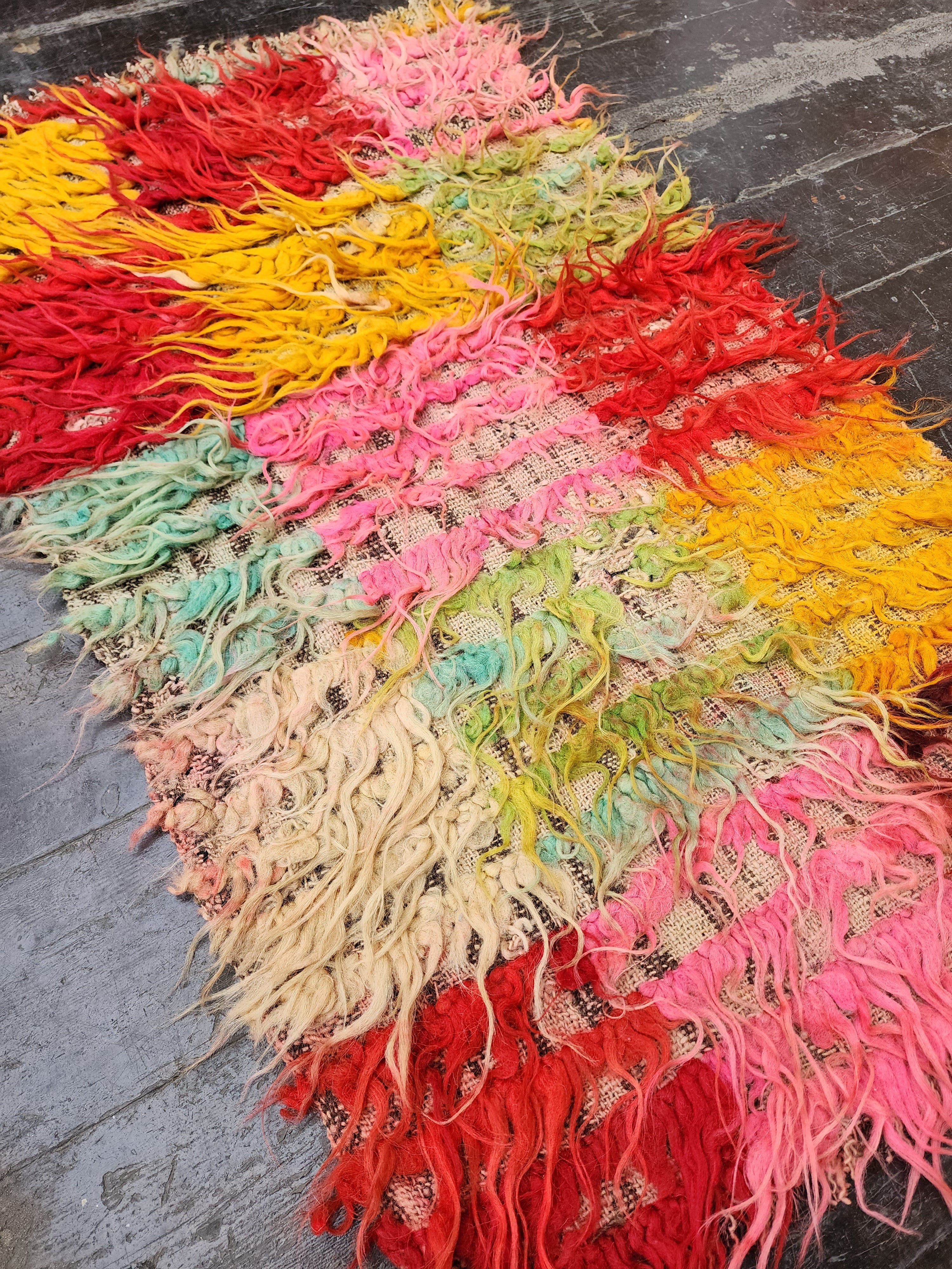 Alfombra turca Filikli Tulu, 3 pies 4 pulgadas x 2 pies, color rojo, rojo, amarillo y rosa, hecha a mano con lana natural