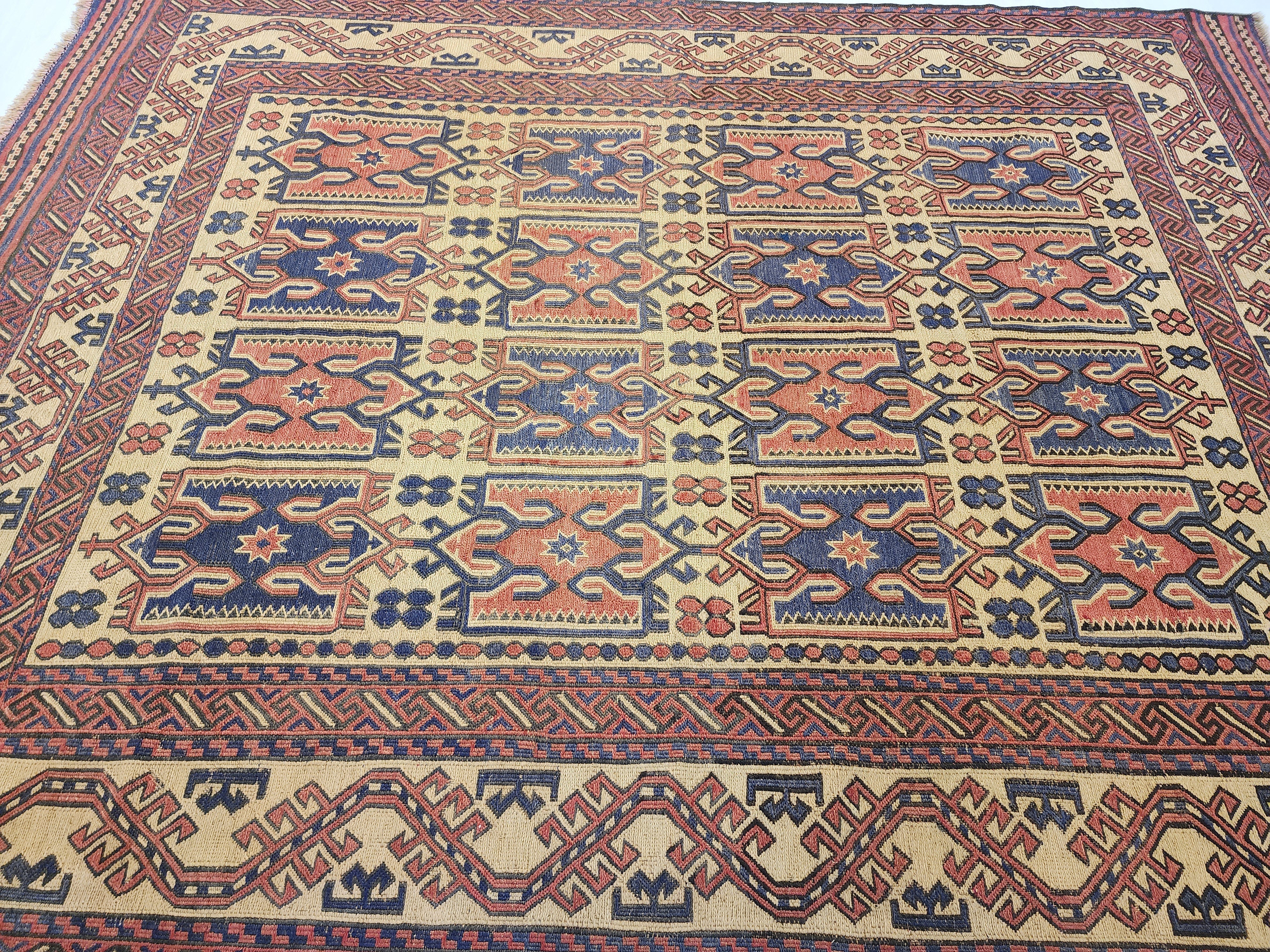 Skiathia — Vintage Anatolian Soumak Kilim Rug, Natural Wool, Tribal Medallions, Geometric (6'9''x8'9'')