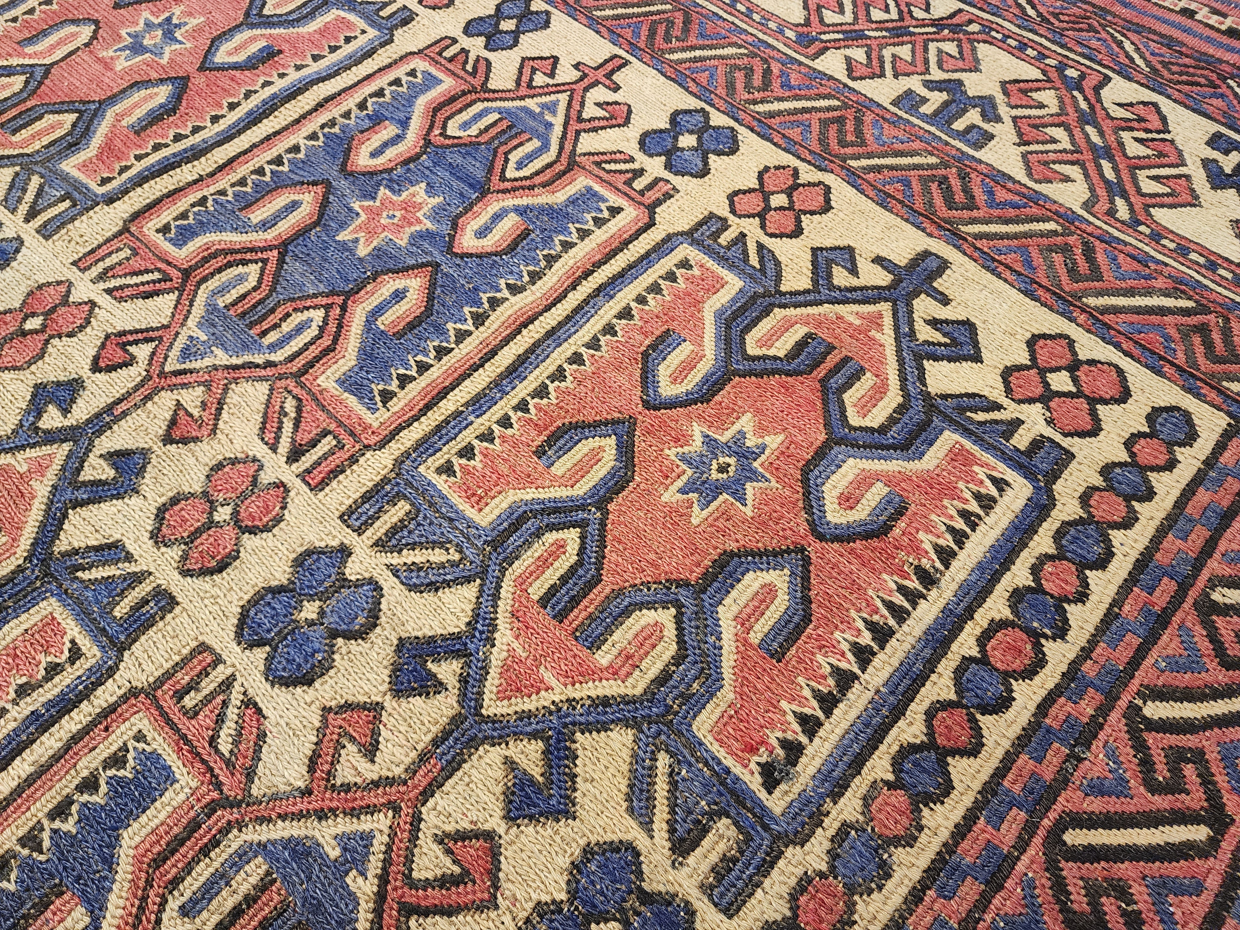 Skiathia — Vintage Anatolian Soumak Kilim Rug, Natural Wool, Tribal Medallions, Geometric (6'9''x8'9'')