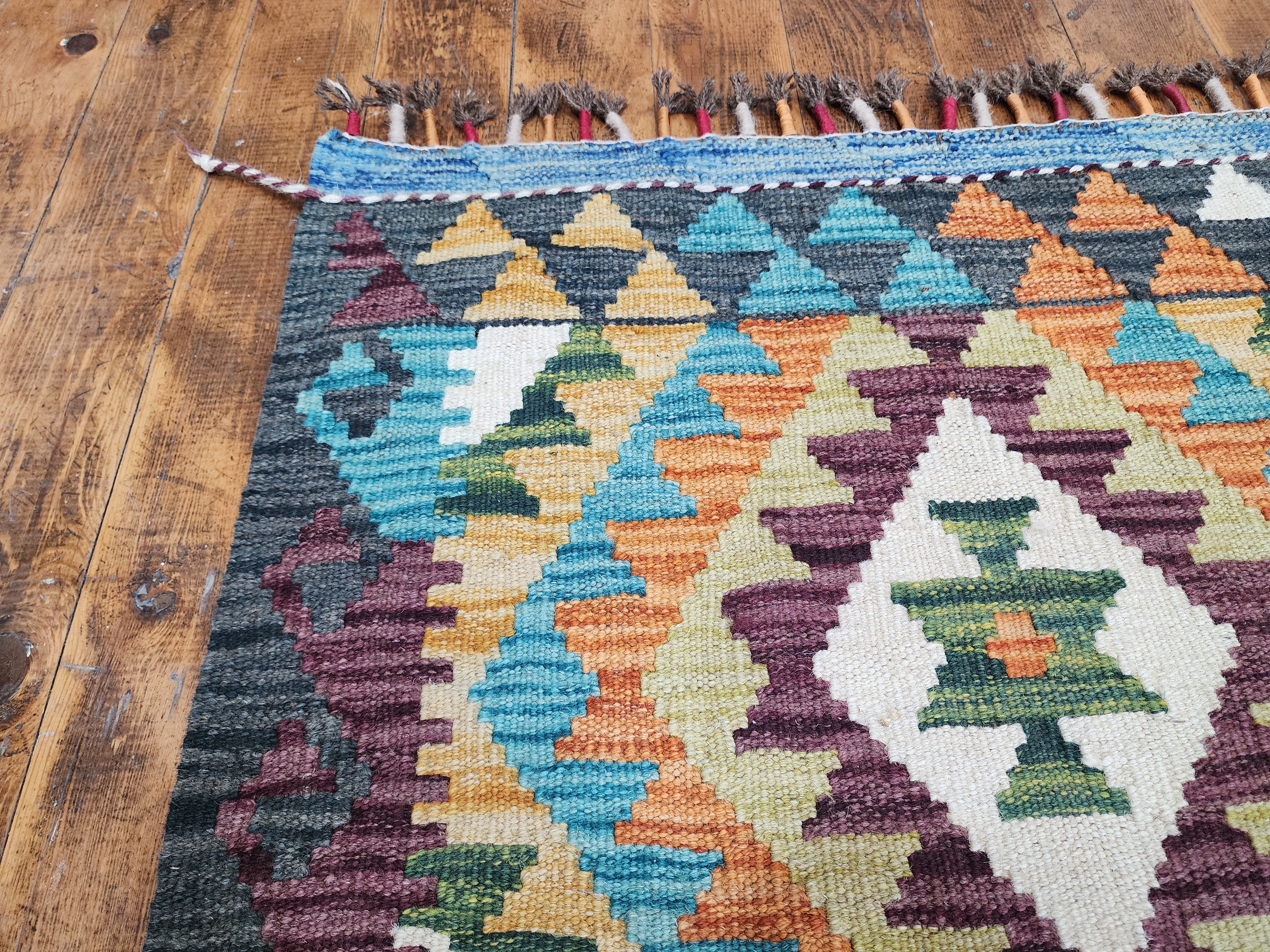 vintage Anatolian Wool Small Rug — edge weave