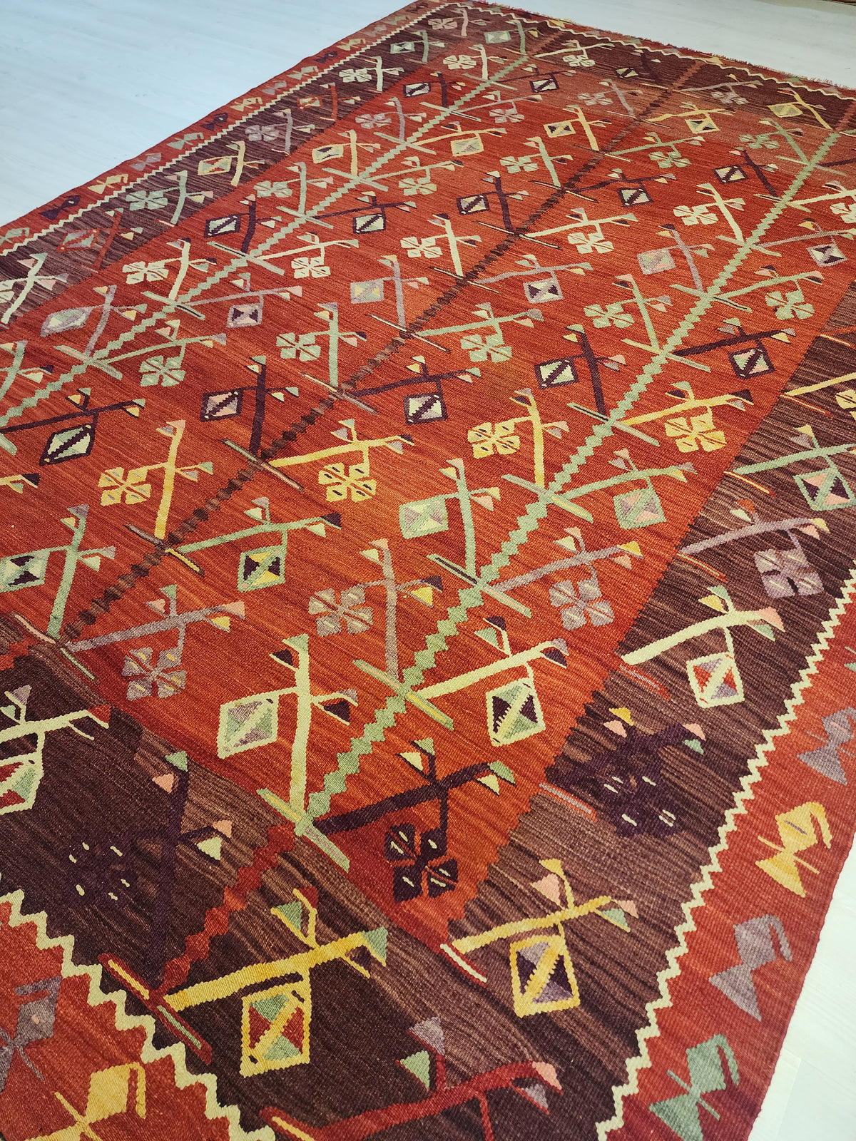 Antique Göçmen kilim rug in red, purple and green, 6'10" x 9'8", photo 3