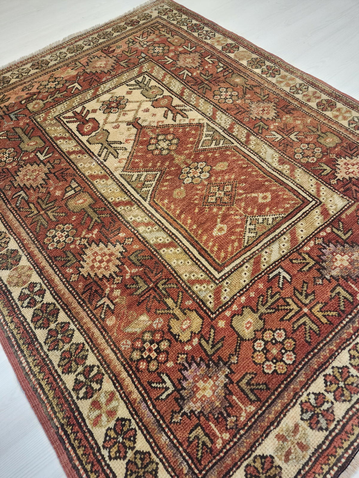 Antique Karaova prayer rug in red, brown and beige, 4'2" x 5'2", photo 3