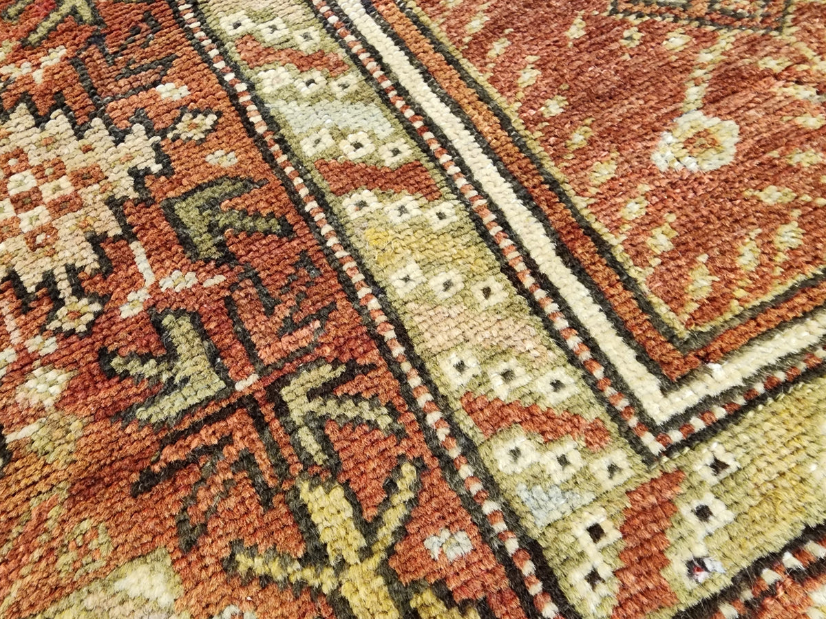 Antique Karaova prayer rug in red, brown and beige, 4'2" x 5'2", photo 11