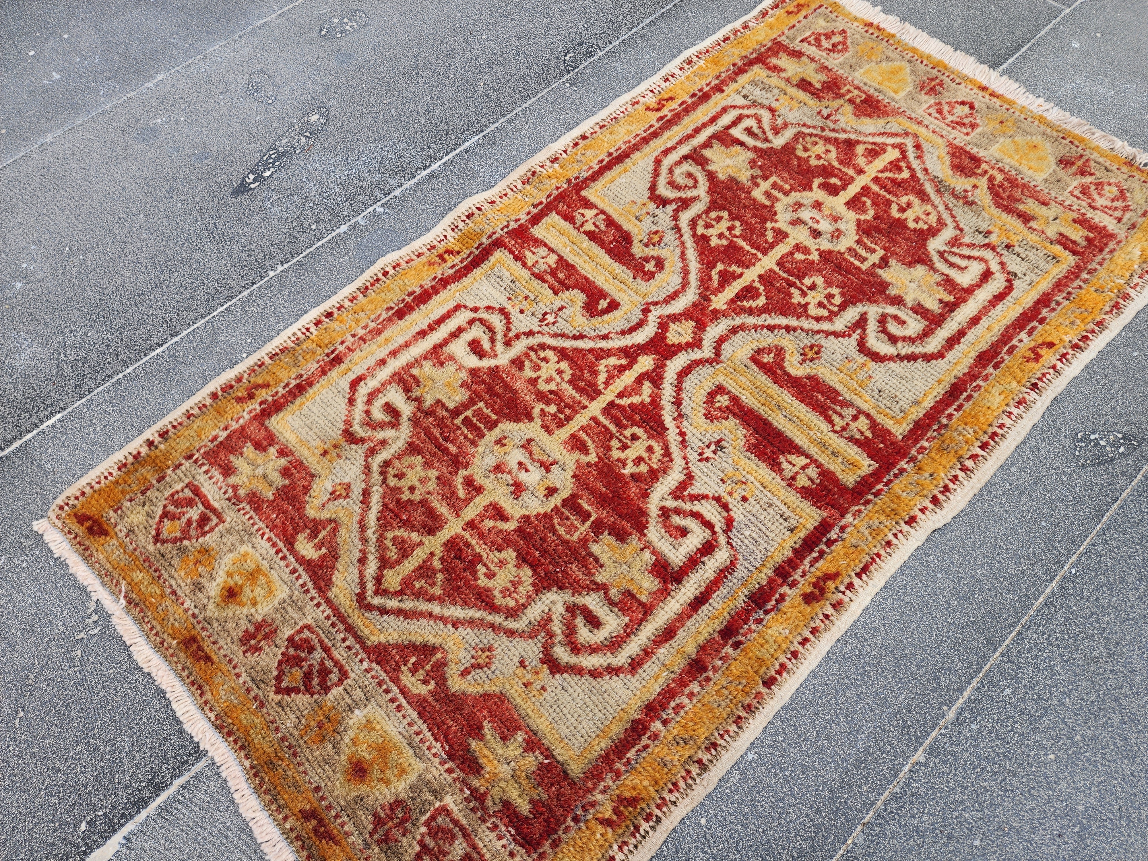 antique Anatolian Nuzumlu Turkish Rug: Distressed Wool Bohemian Rug (1'7''x2'10'') — in setting
