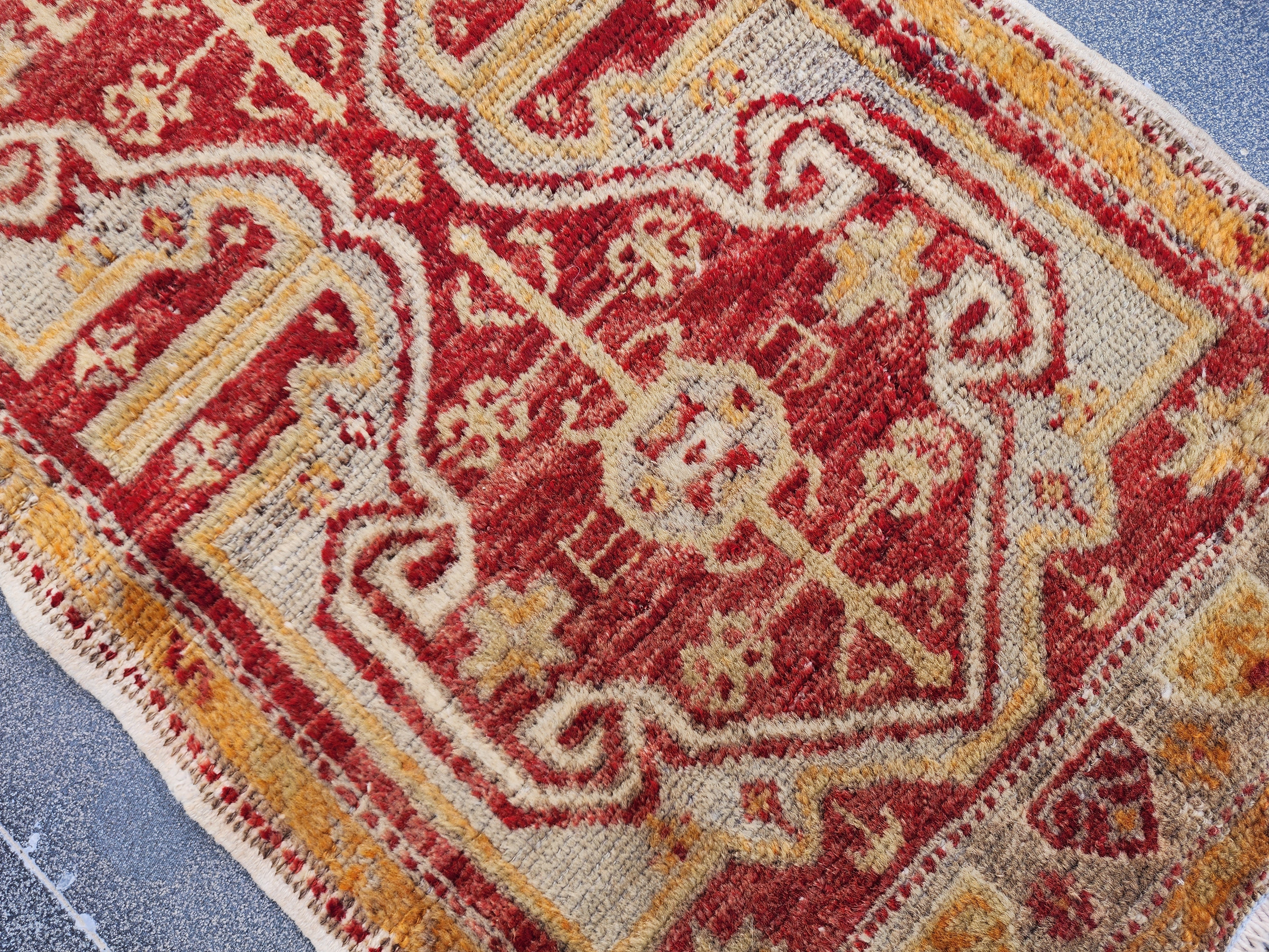 antique Anatolian Nuzumlu Turkish Rug: Distressed Wool Bohemian Rug (1'7''x2'10'') — edge weave