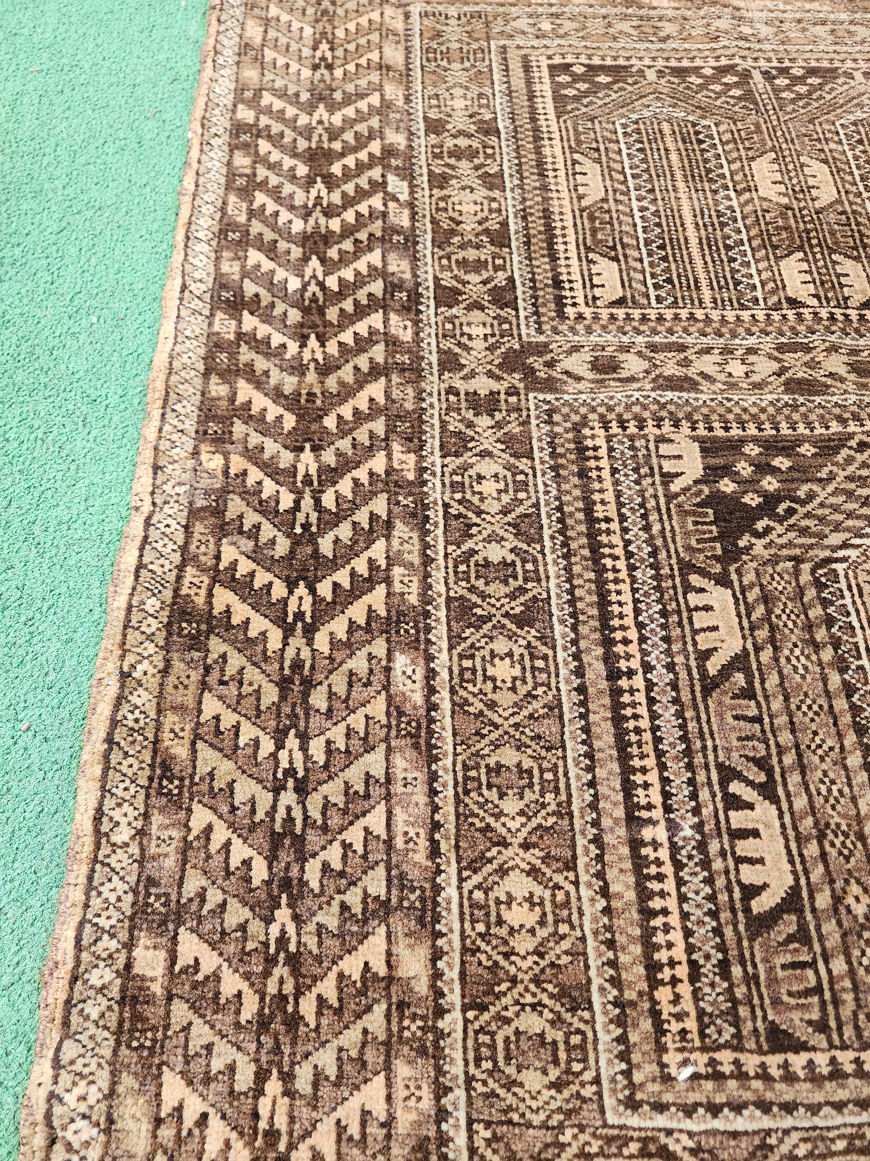 antique Tribal Wool Small Rug — pattern close-up