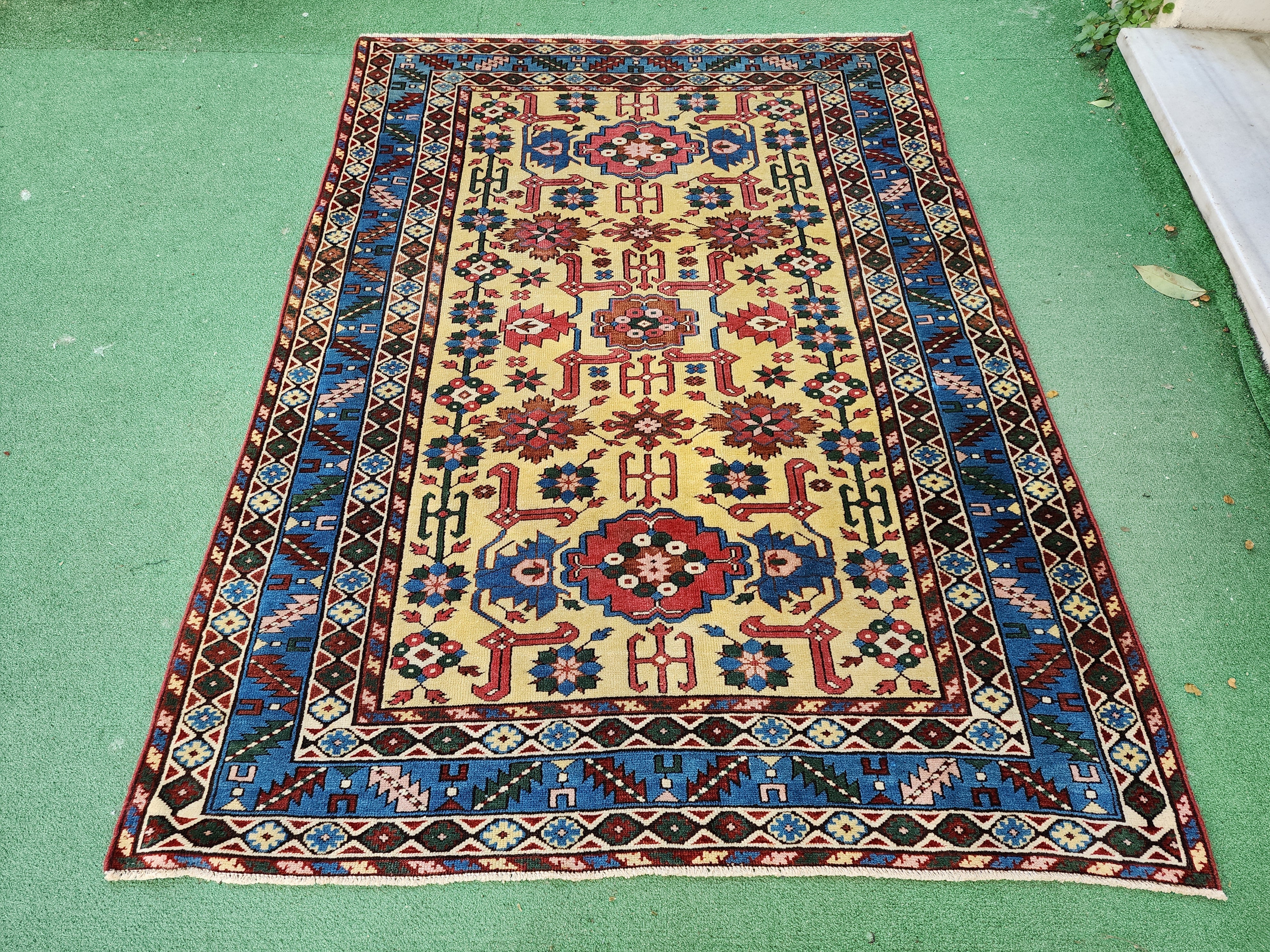 antique Caucasian Shirvan Wool Small Rug — detail texture