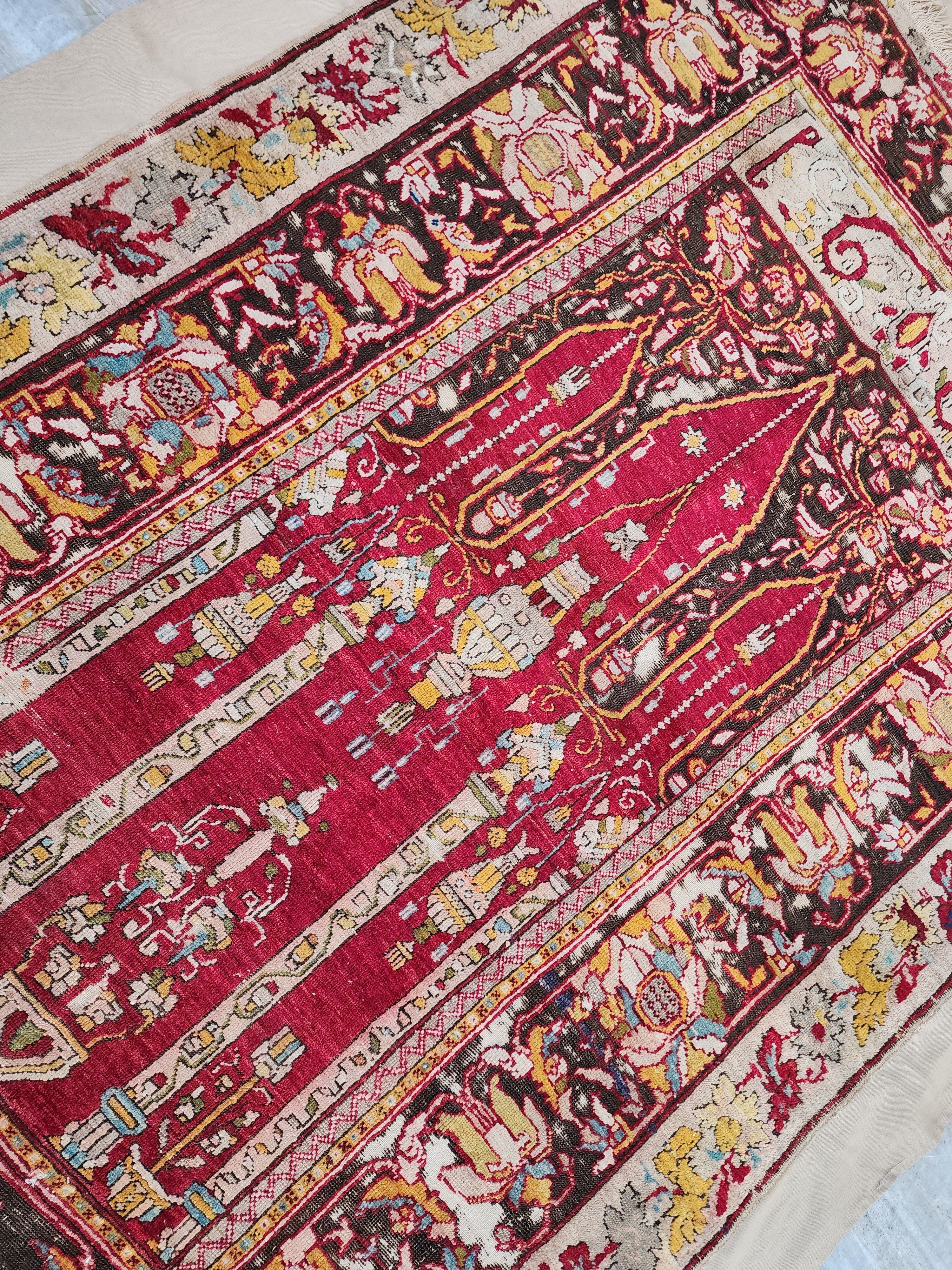 antique Anatolian Wool Area Rug — colour close-up