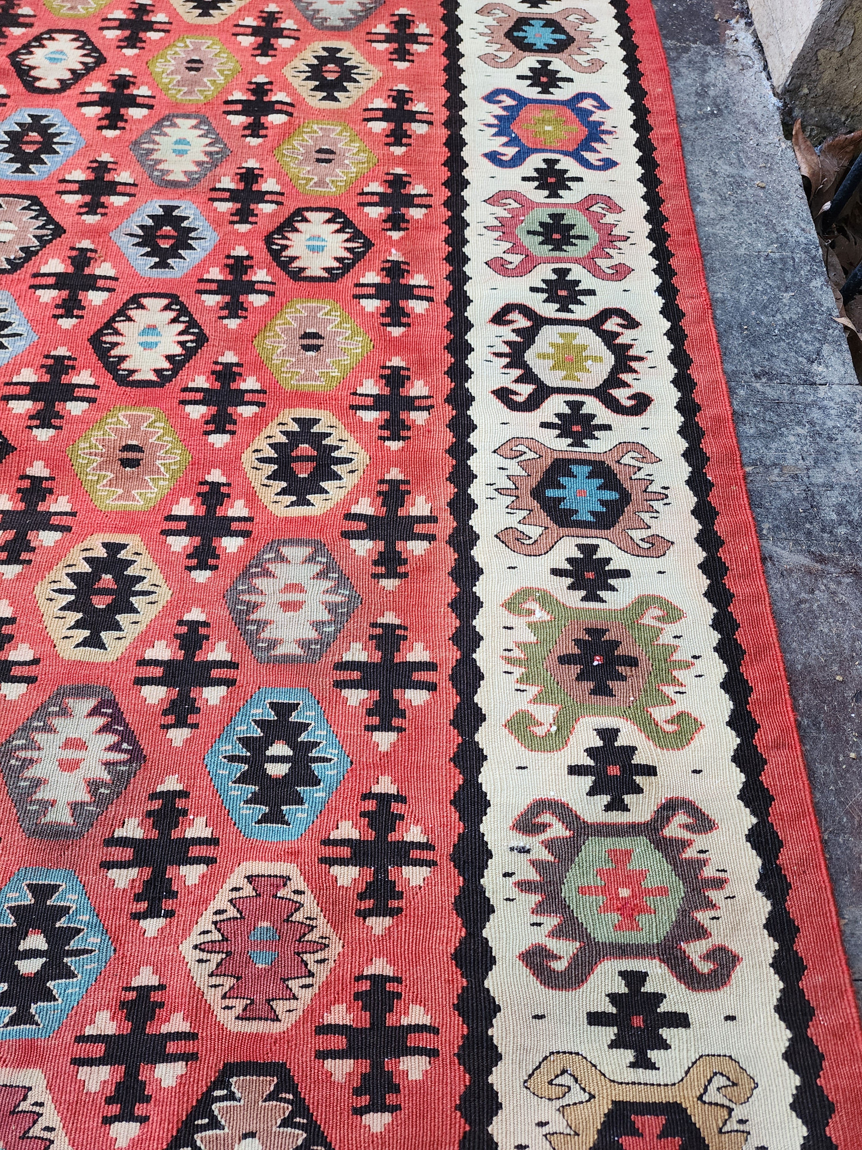 Antique Pirot Kilim Rug with Geometric Motifs, Tribal Kilim Rug, Living Room Rug, Rustic Rug, Persian Area Rug, 5'5''x7'6''