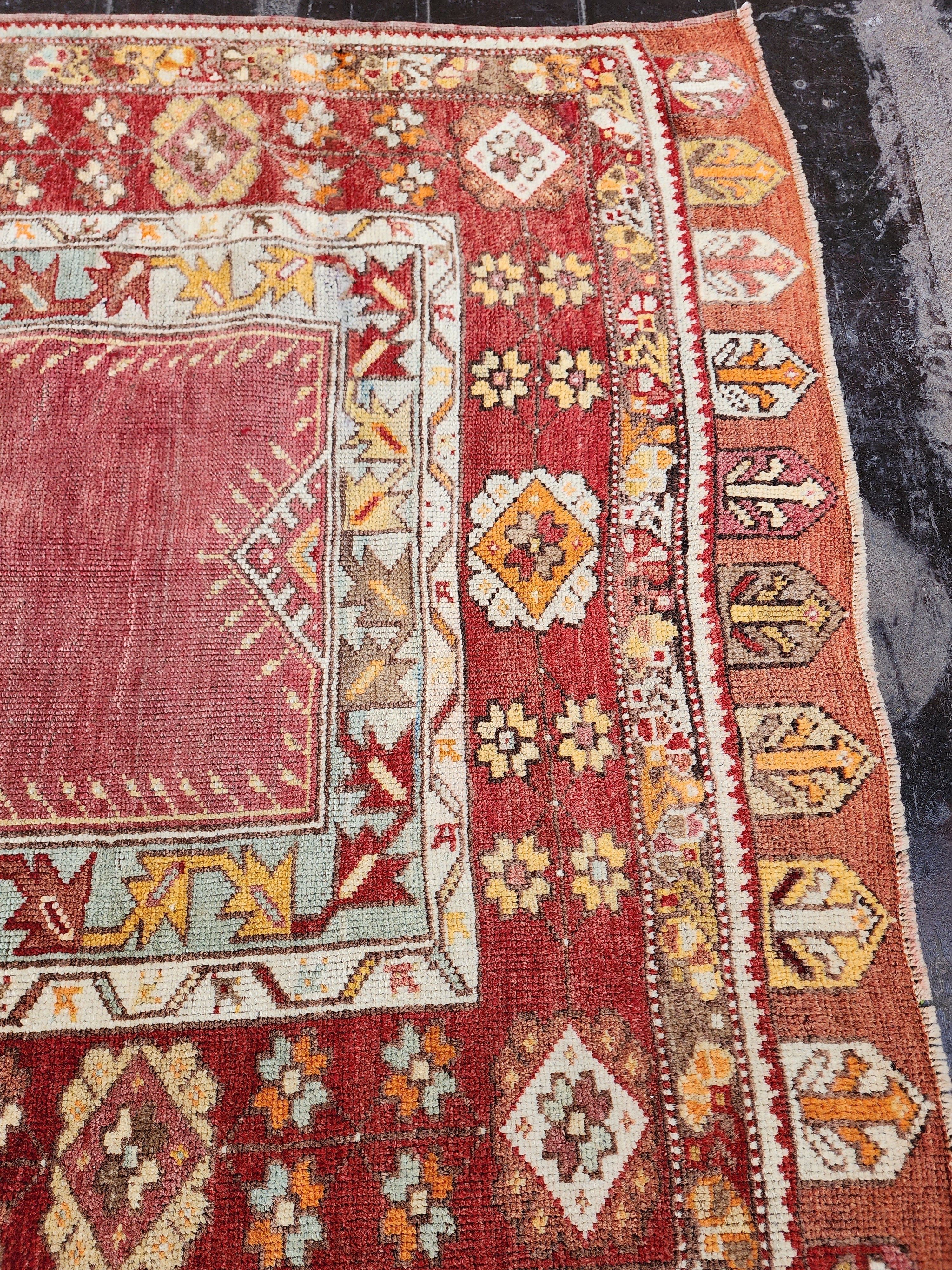 antique Konya Wool Small Rug — corner detail