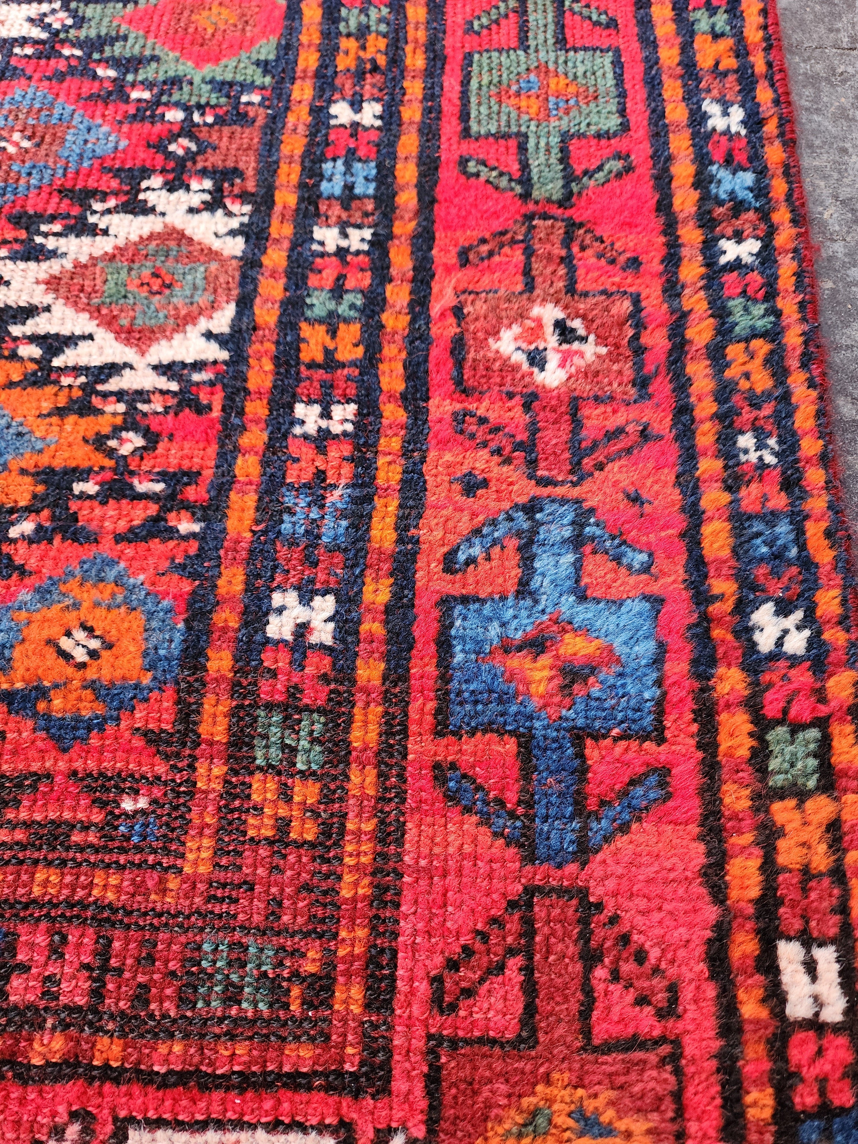 vintage Persian Wool Area Rug — pile detail