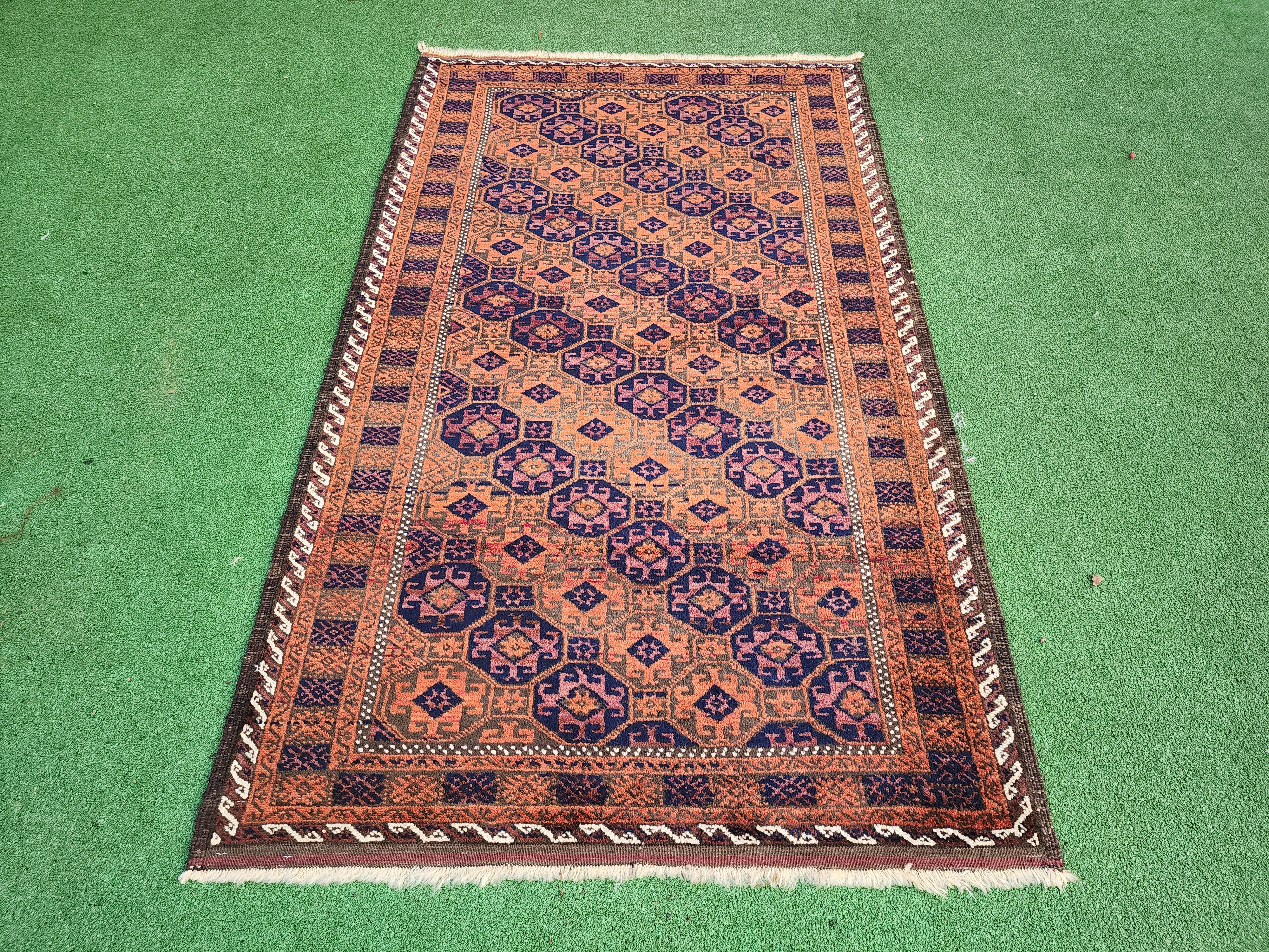 Alfombra antigua Baluchi de 1,32 m x 0,60 m