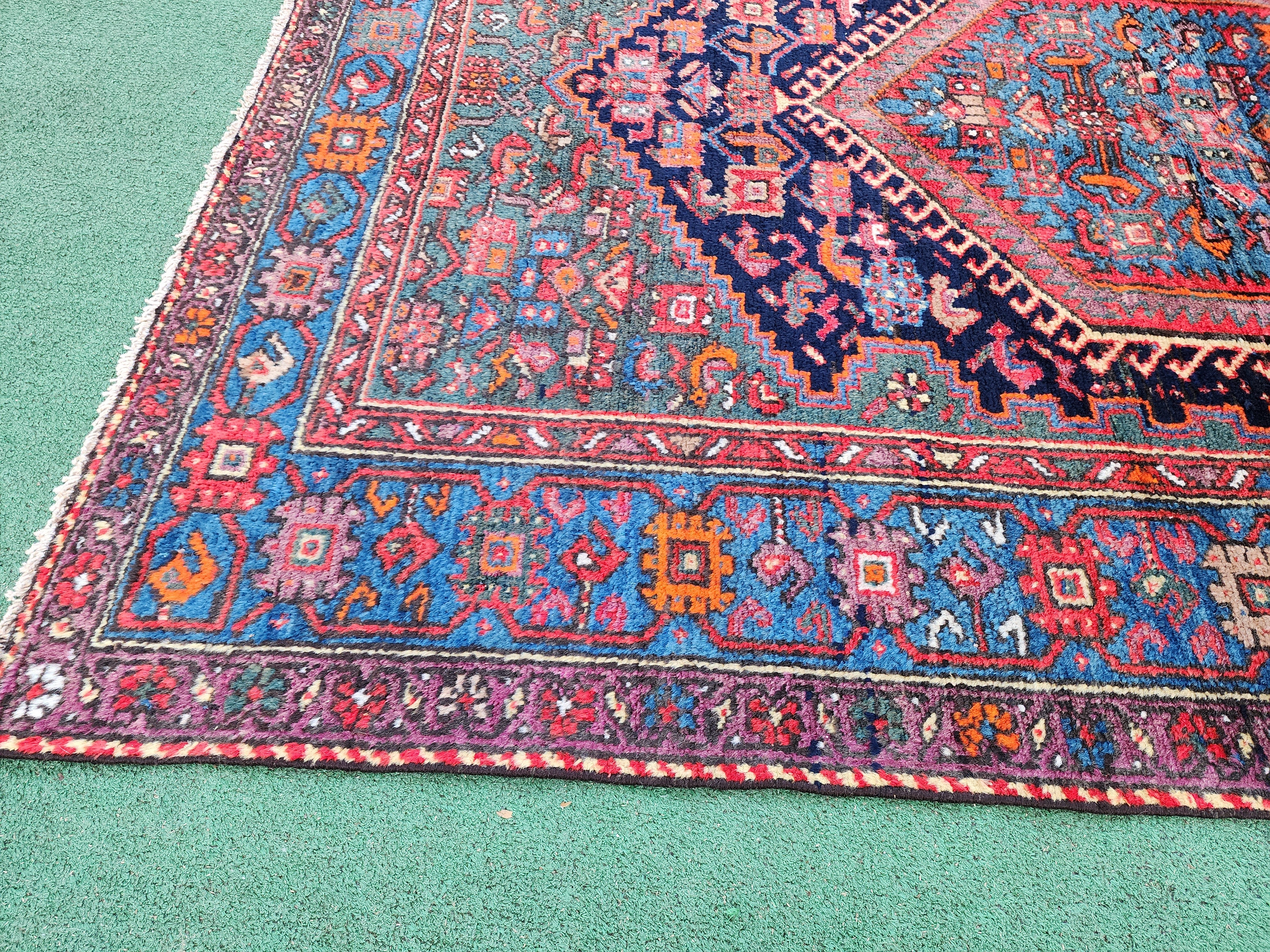 vintage Anatolian Wool Area Rug — edge weave