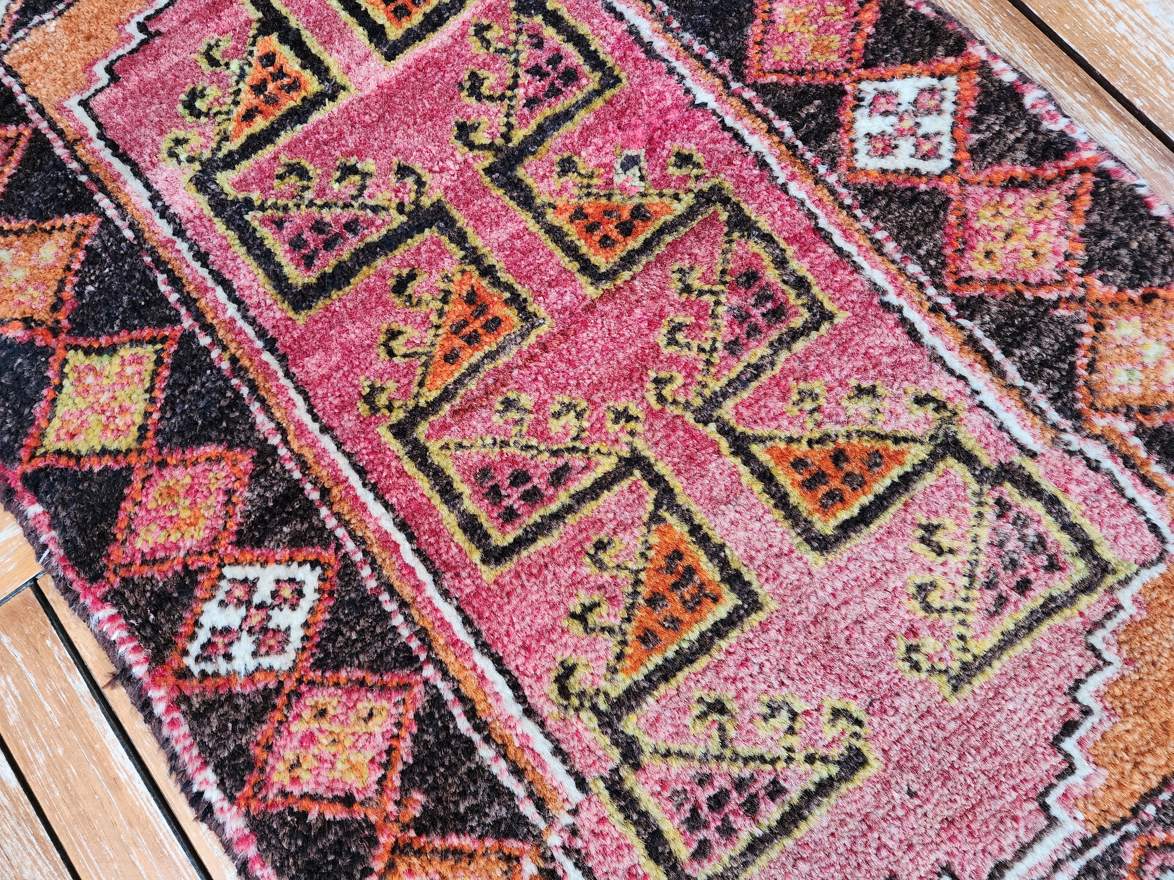 antique Konya Wool Small Rug — pattern close-up