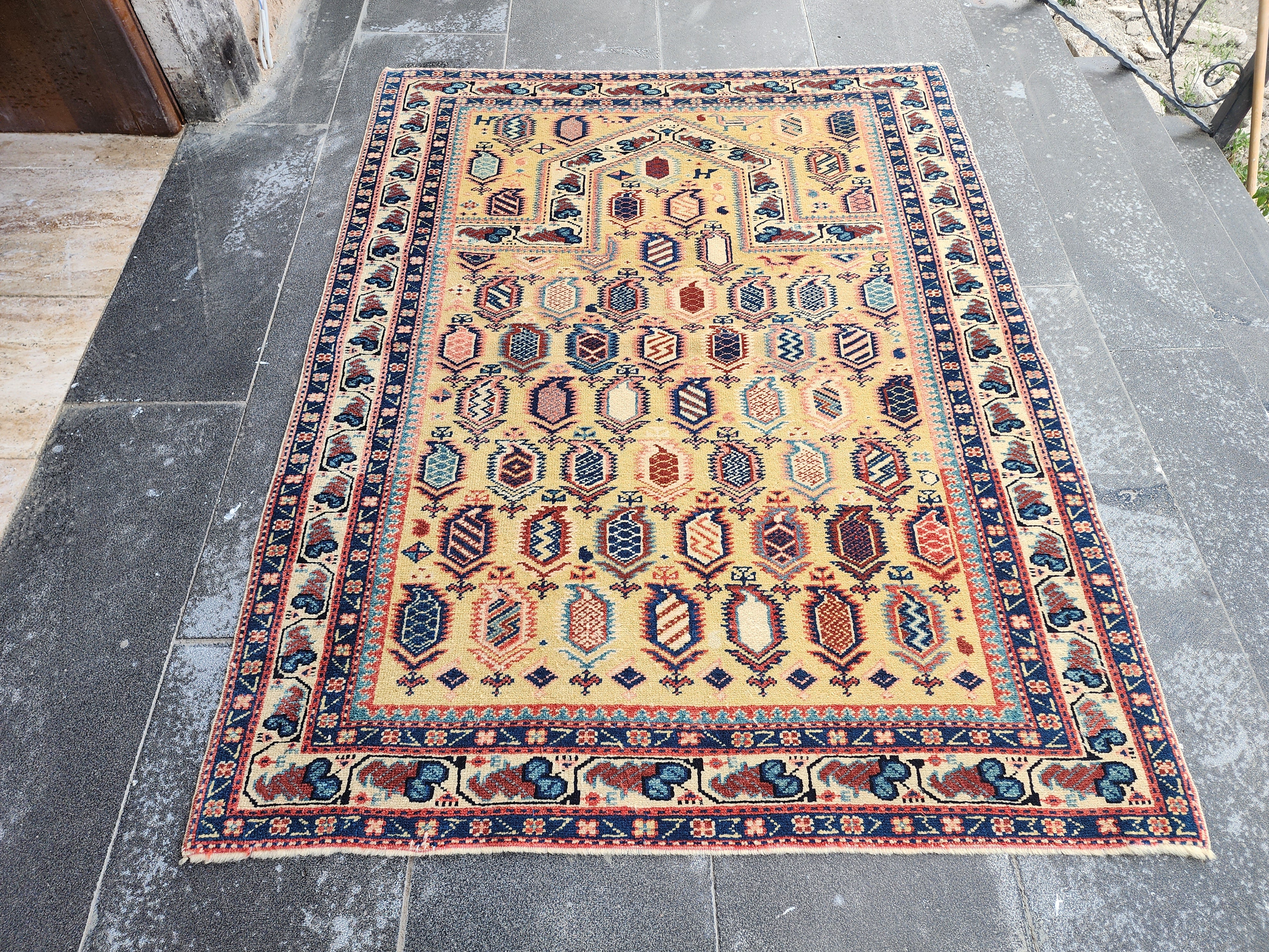 Antique Cacuasin Shirvan Rug 5 x 4 ft, Distressed Overdyed Boho Rustic Living Room Floor Rug, Natural Wool Pastel Persian Area Medallion Rug