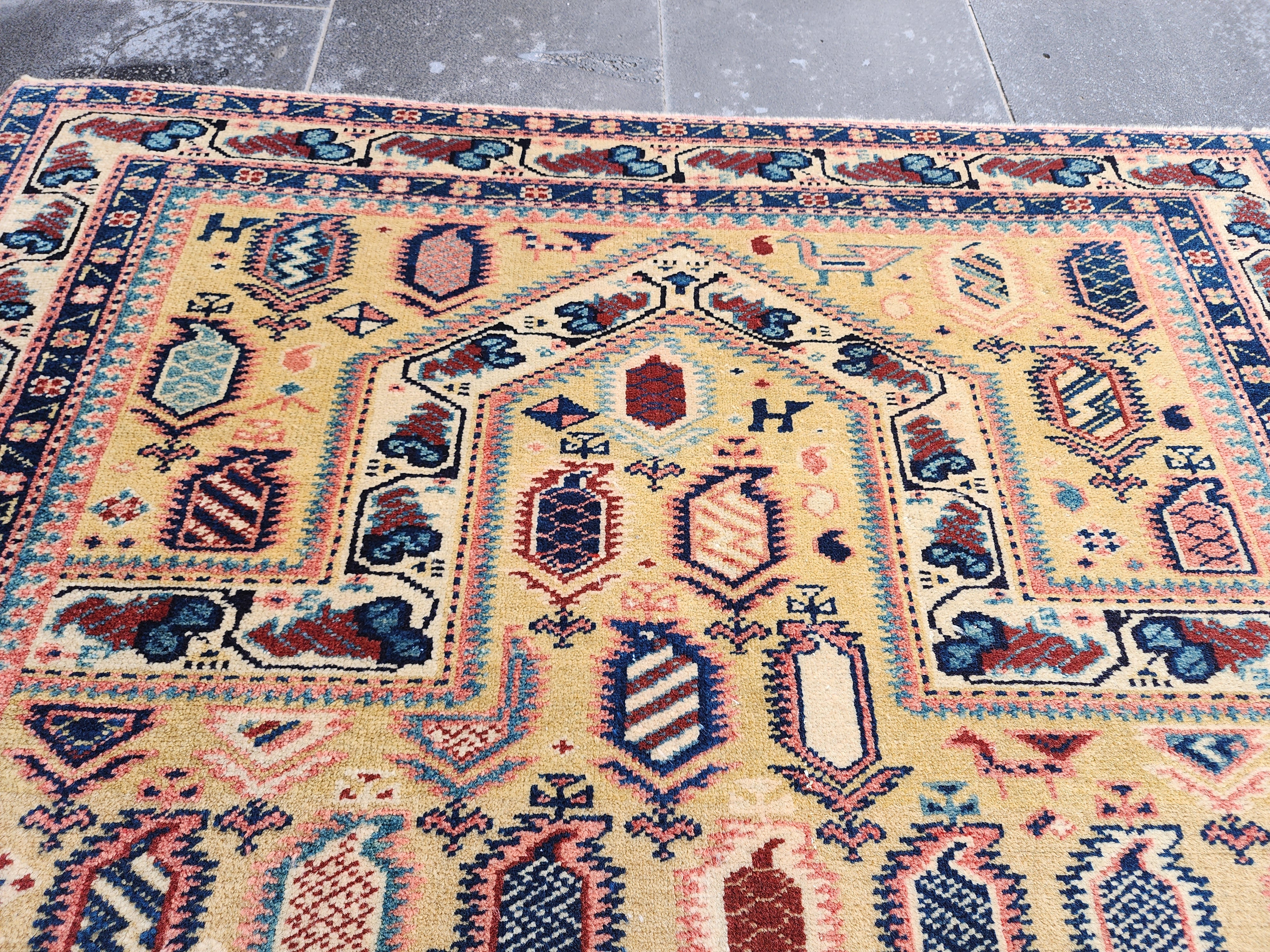 Antique Cacuasin Shirvan Rug 5 x 4 ft, Distressed Overdyed Boho Rustic Living Room Floor Rug, Natural Wool Pastel Persian Area Medallion Rug