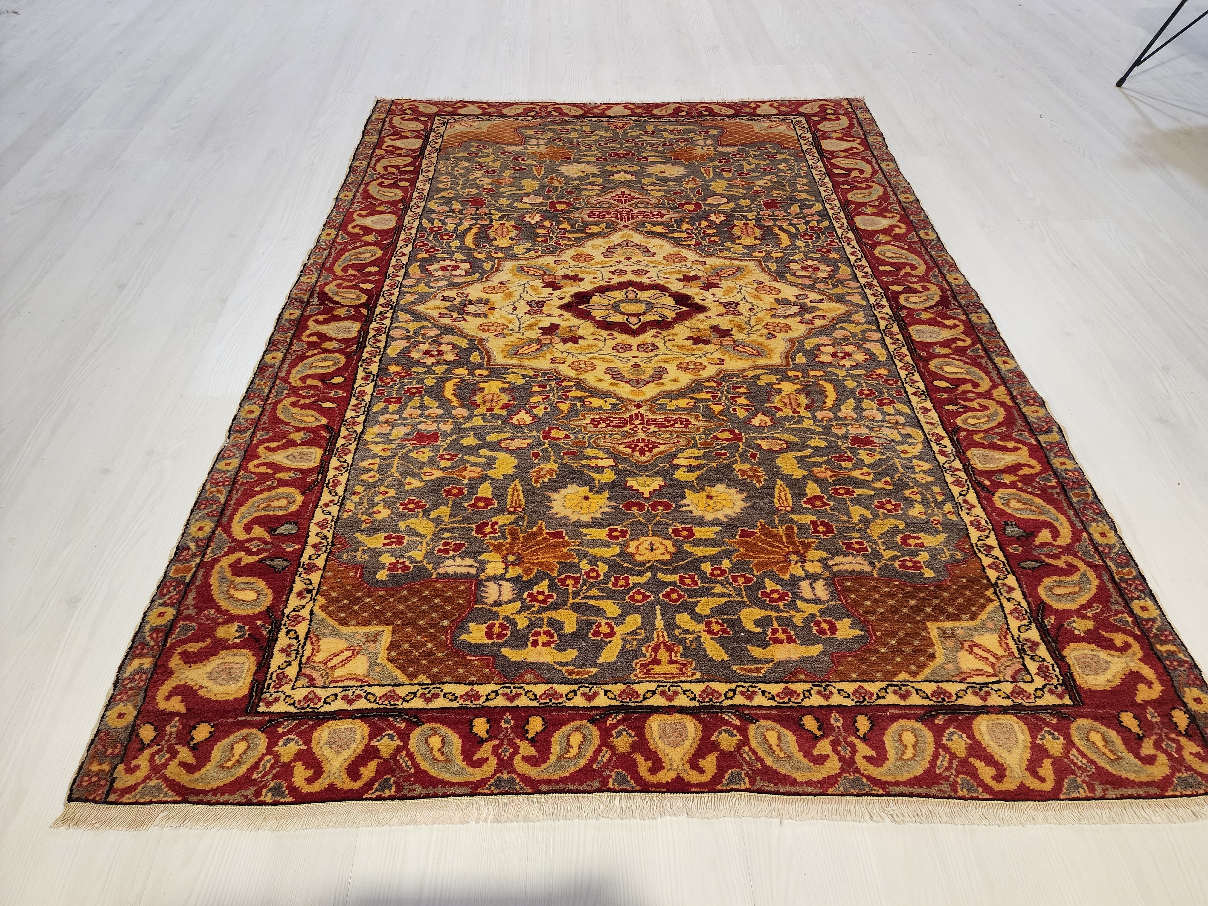 vintage Persian Wool Small Rug — pattern close-up