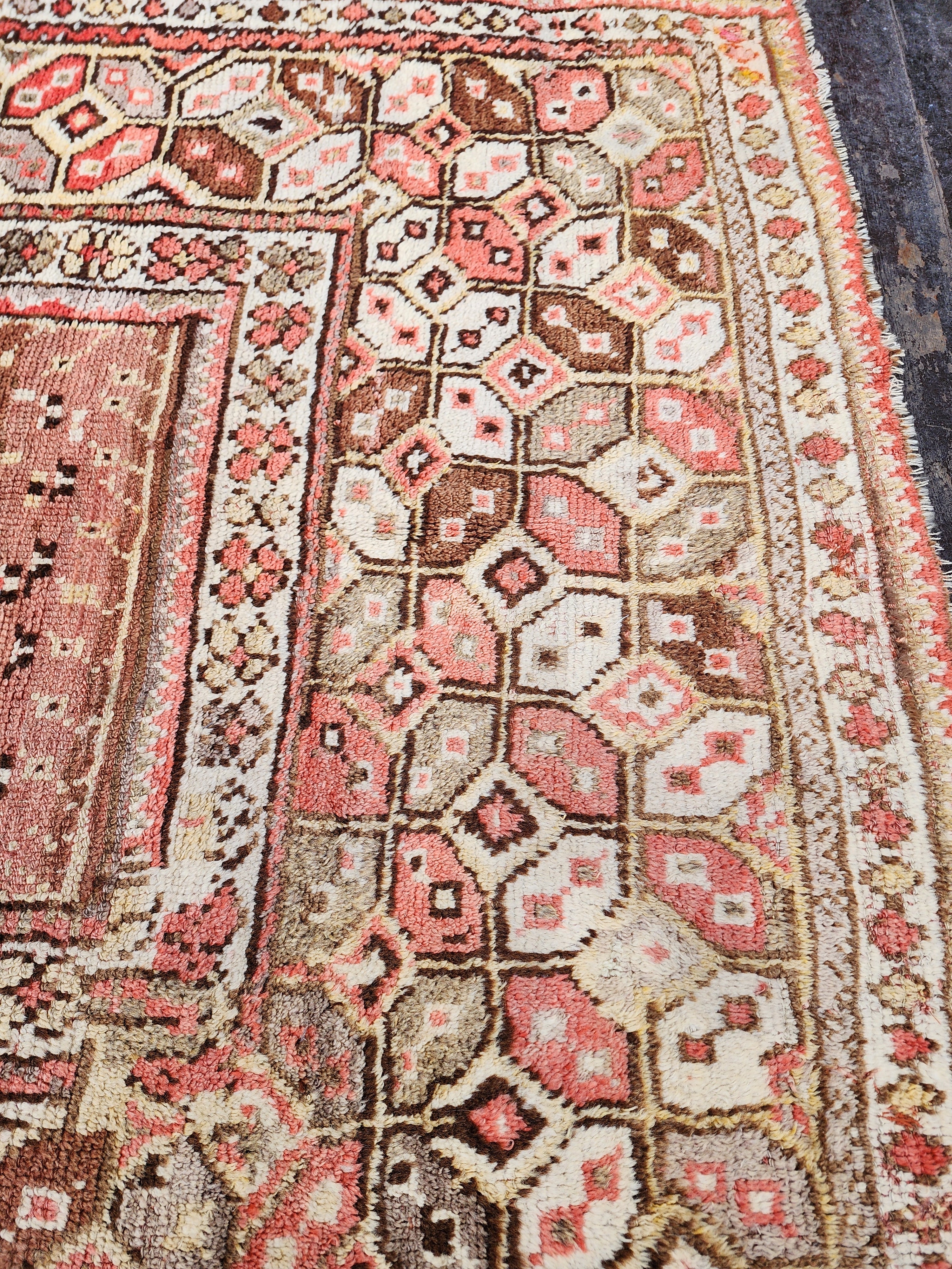 antique Milas Wool Small Rug — corner detail