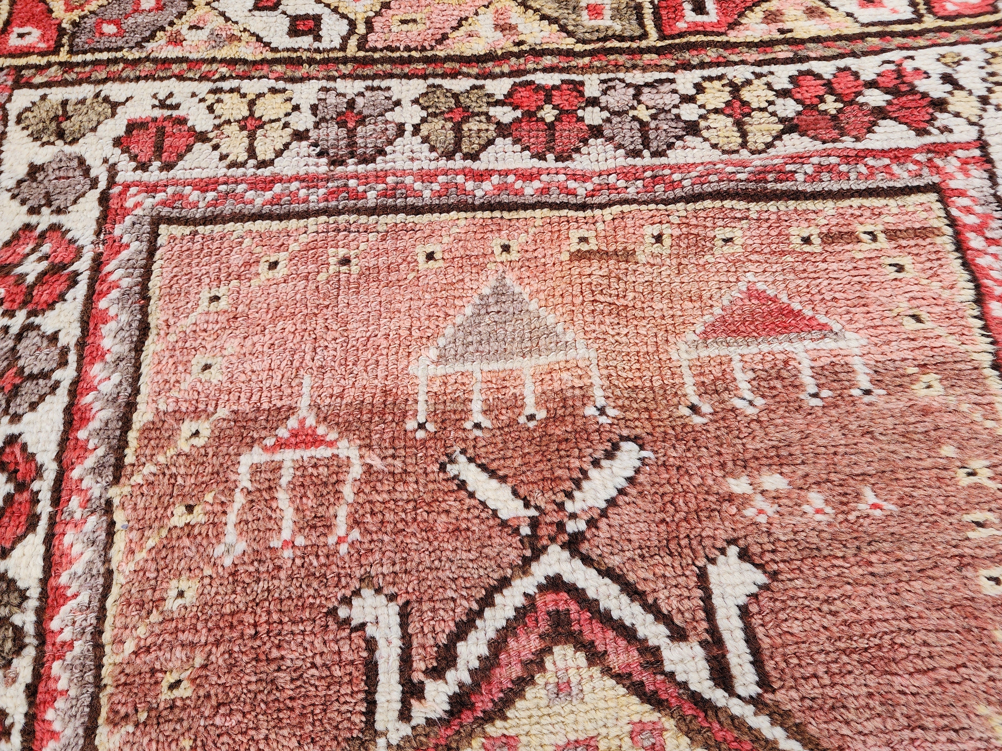 antique Milas Wool Small Rug — pile detail