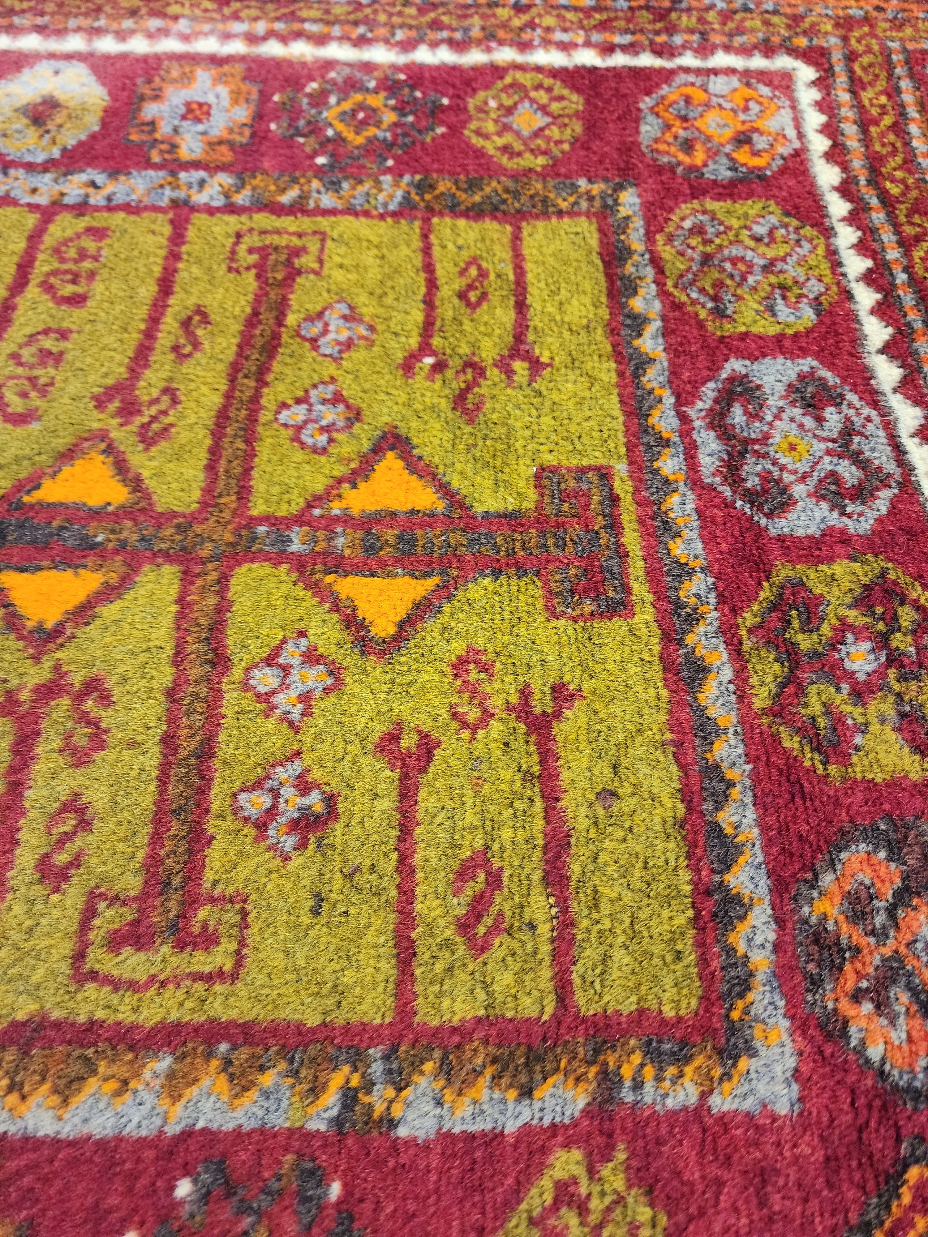 Antique Hallway Runner Rug, Red Orrange and Green Rug, Vintage Antique Recycled Old Rug, Handmade Natural Wool Persian Area Rug 10x4