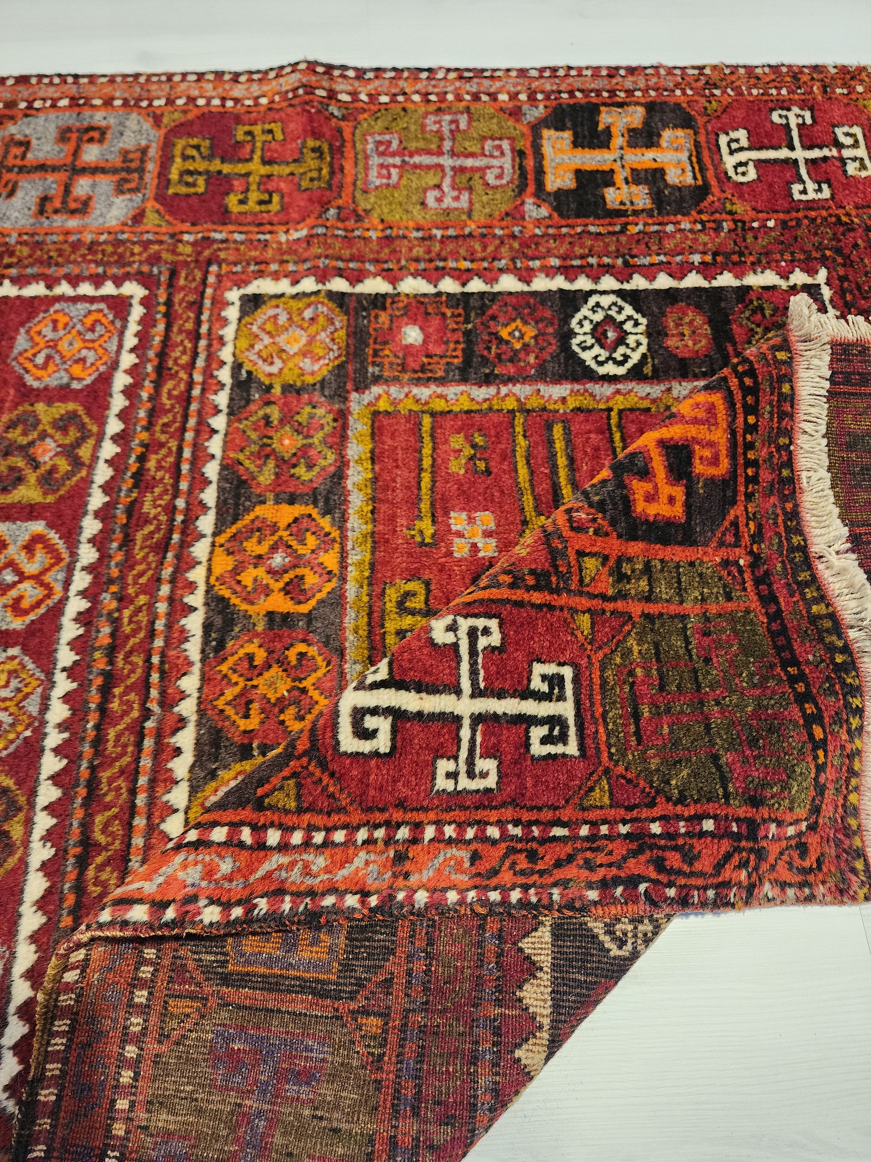 Antique Hallway Runner Rug, Red Orrange and Green Rug, Vintage Antique Recycled Old Rug, Handmade Natural Wool Persian Area Rug 10x4