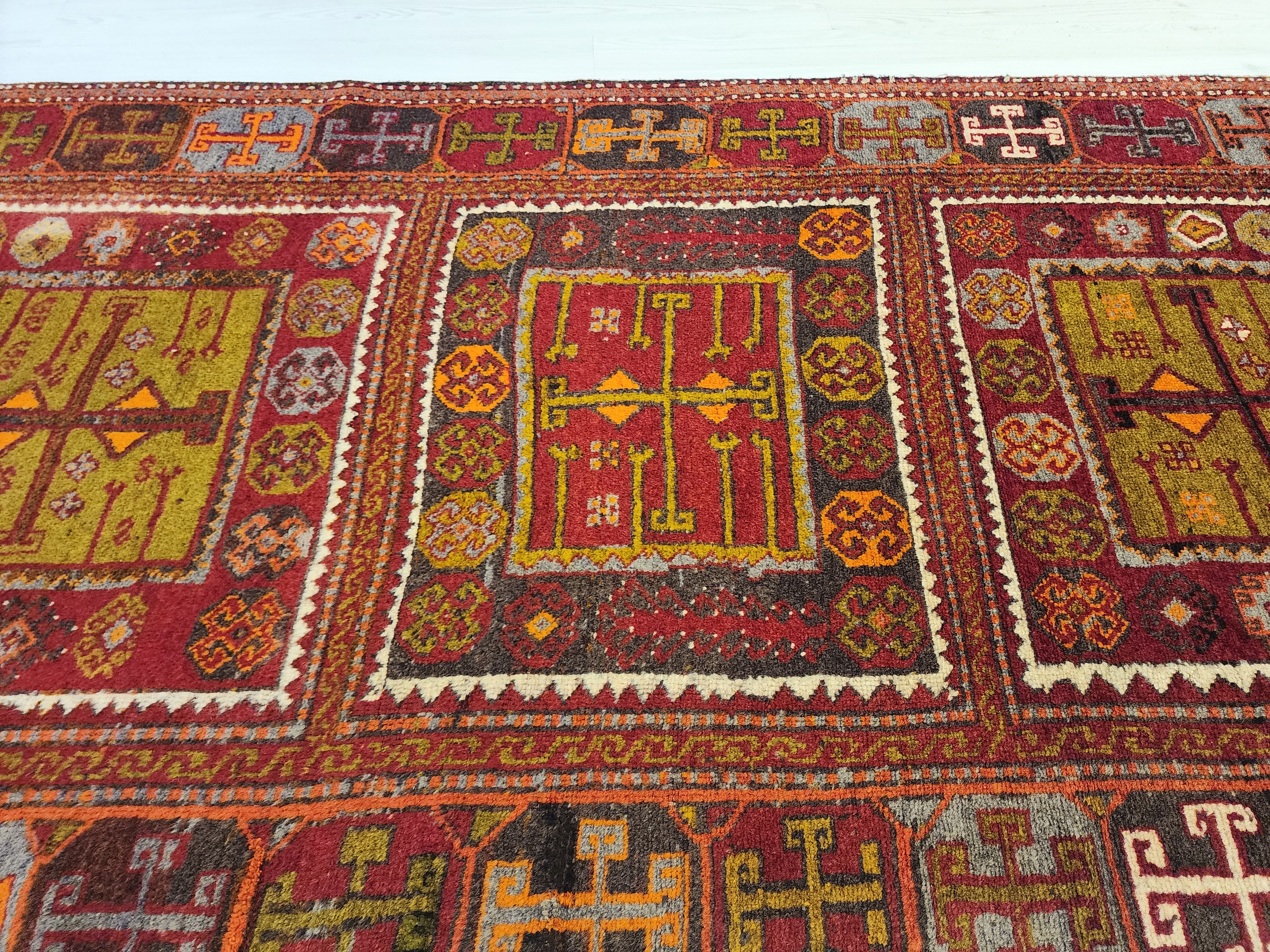 Antique Hallway Runner Rug, Red Orrange and Green Rug, Vintage Antique Recycled Old Rug, Handmade Natural Wool Persian Area Rug 10x4