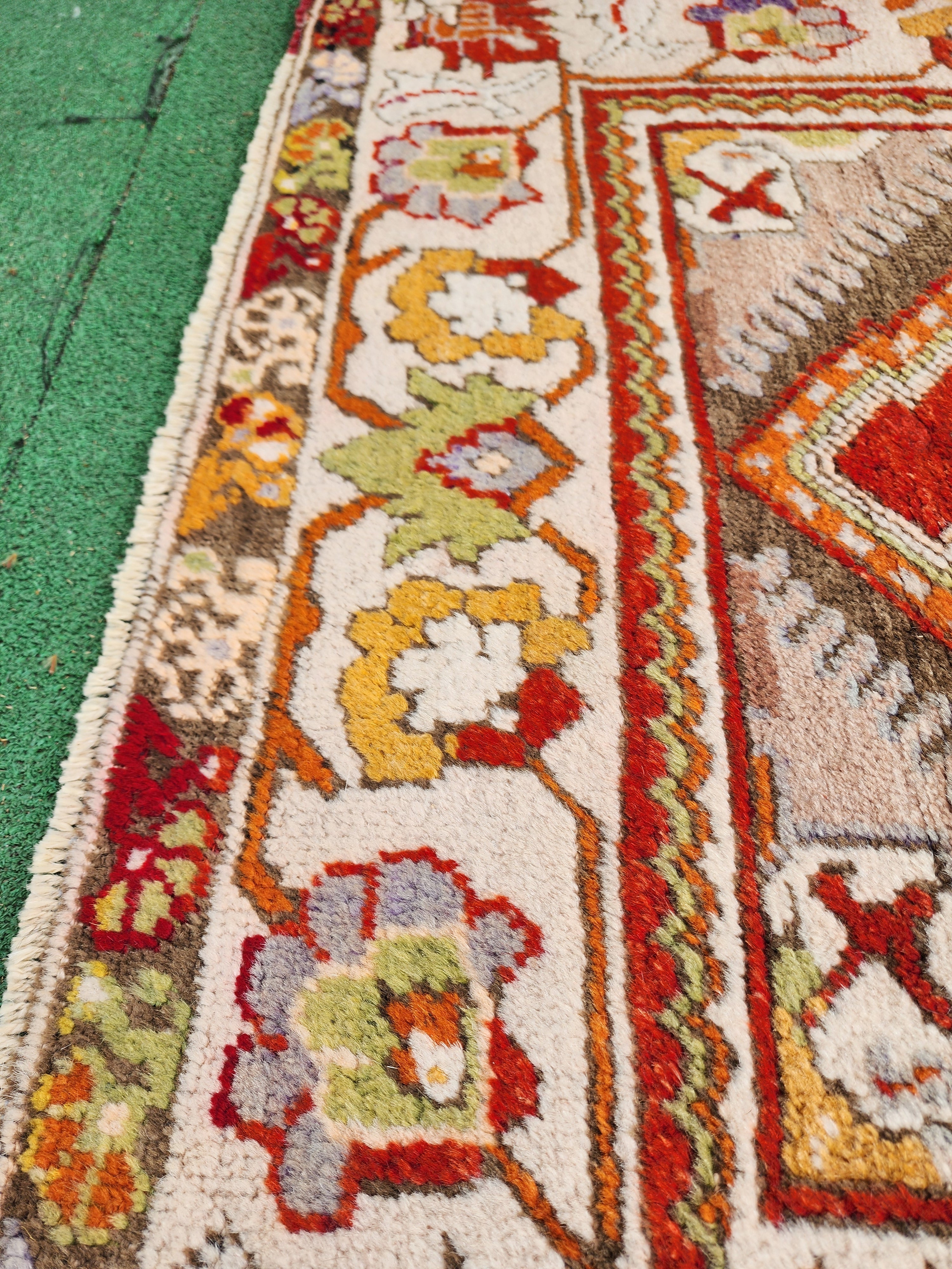 antique Milas Small Rug — colour close-up