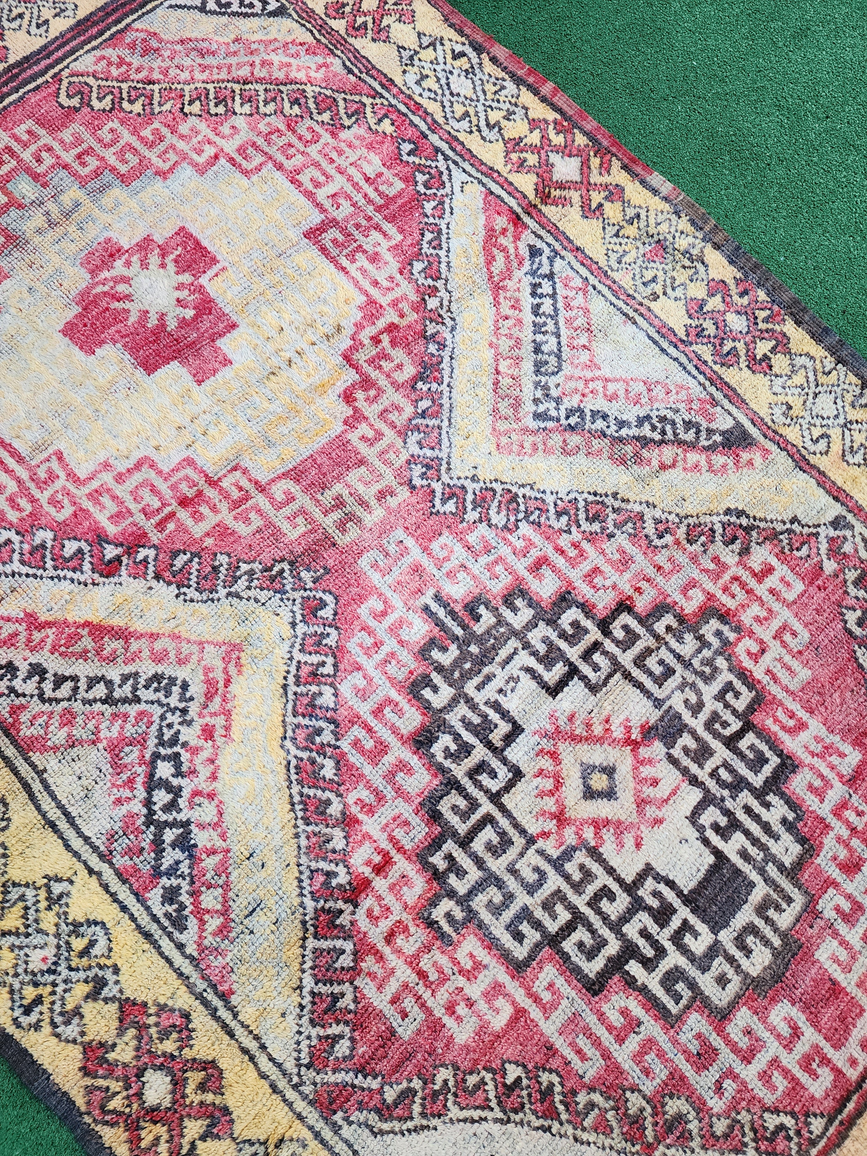 antique Konya Wool Small Rug — pattern close-up