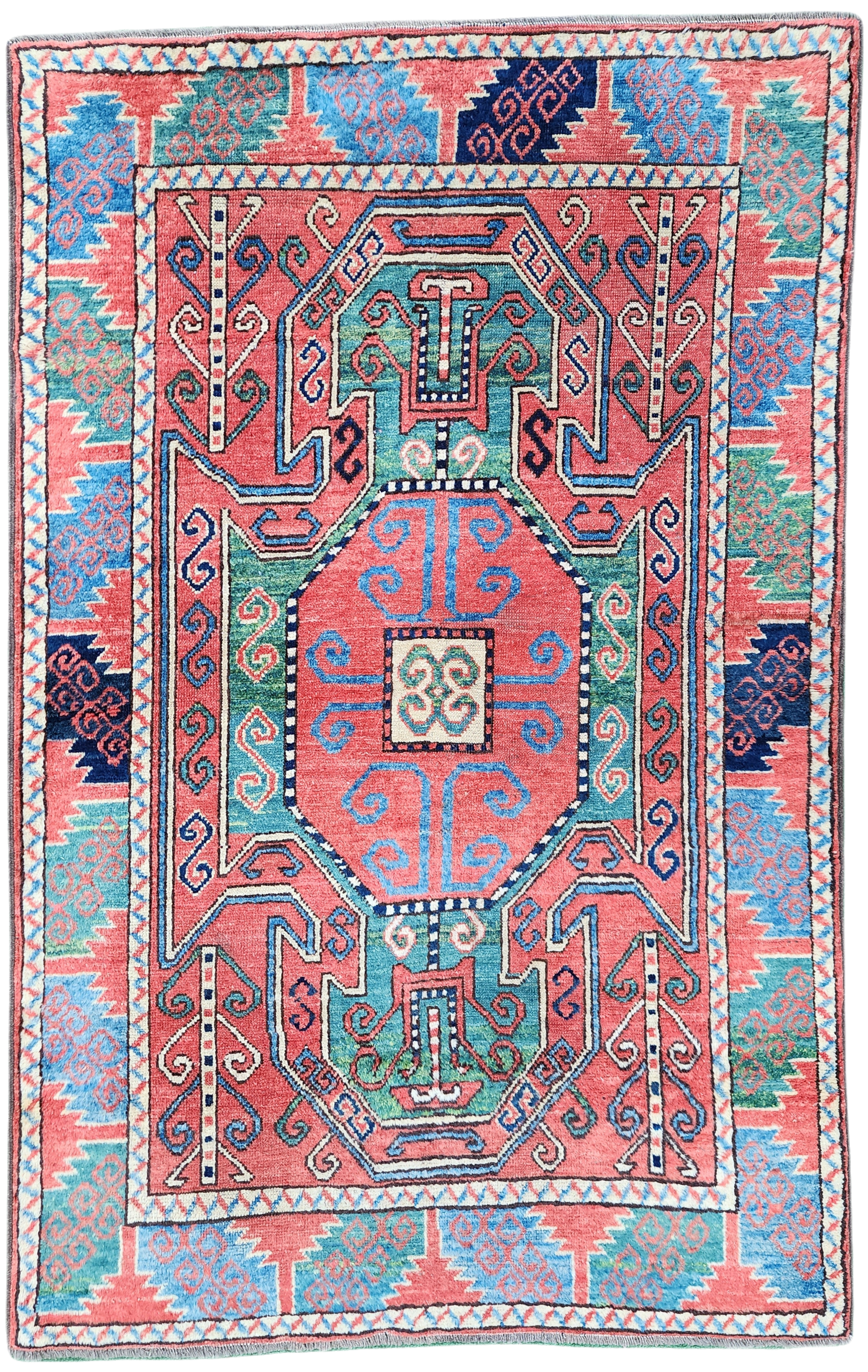 Vintage Anatolian Cal Rug 5'1''x3'4'' Medallion Design Turkish Rug