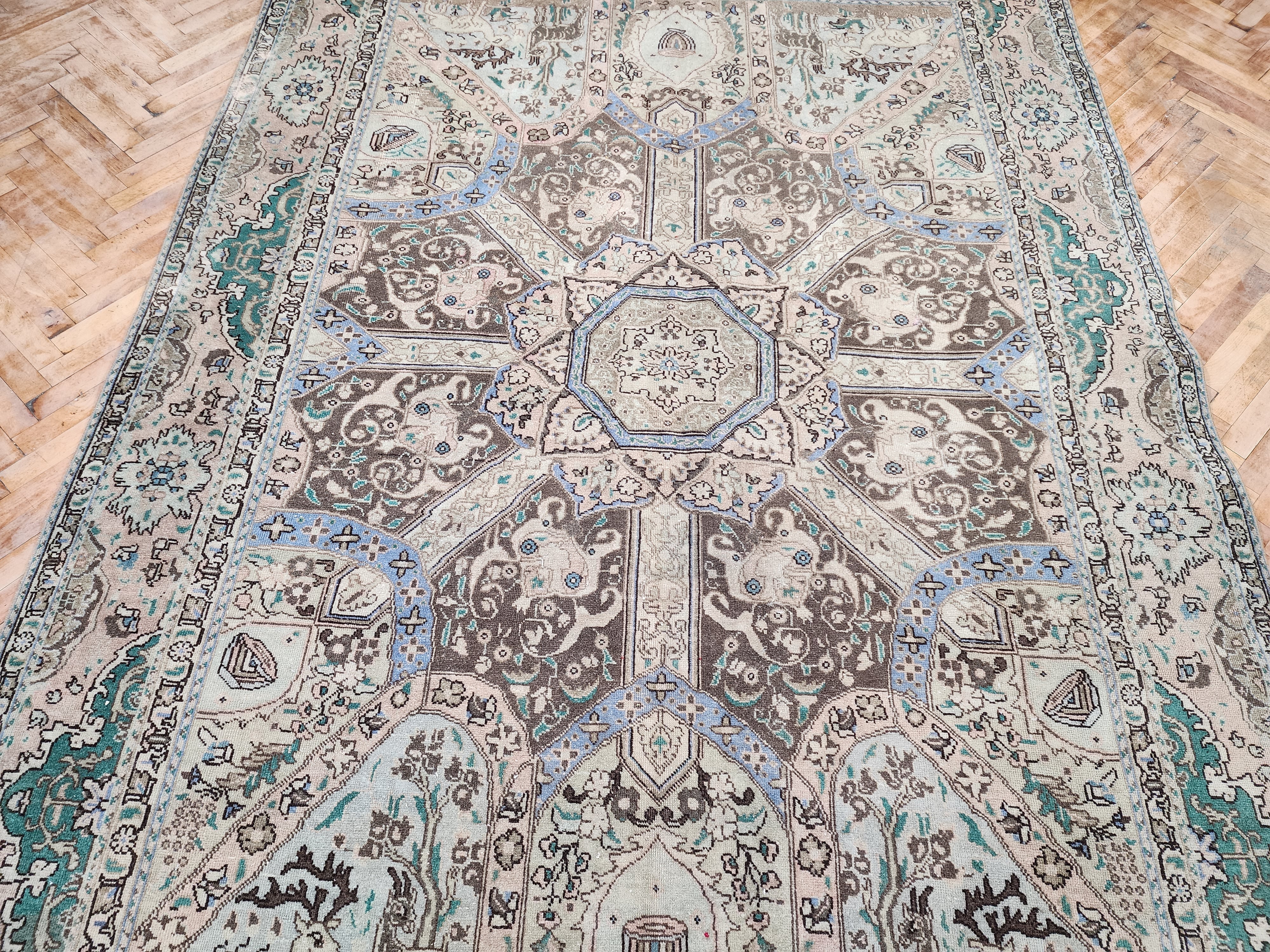 antique Oushak Wool Large Area Rug — pile detail