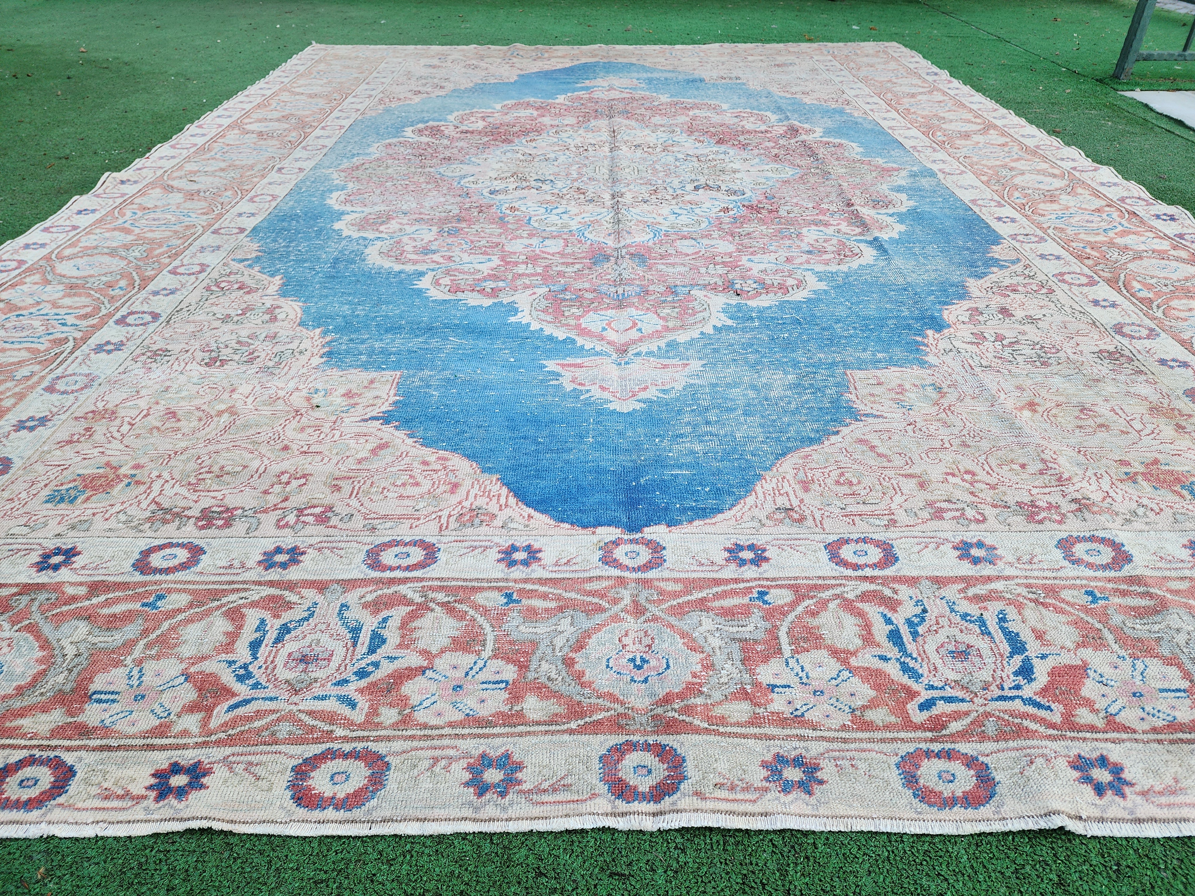 Vibrant Vintage Turkish Kayseri Rug, 6'7''x9'3''