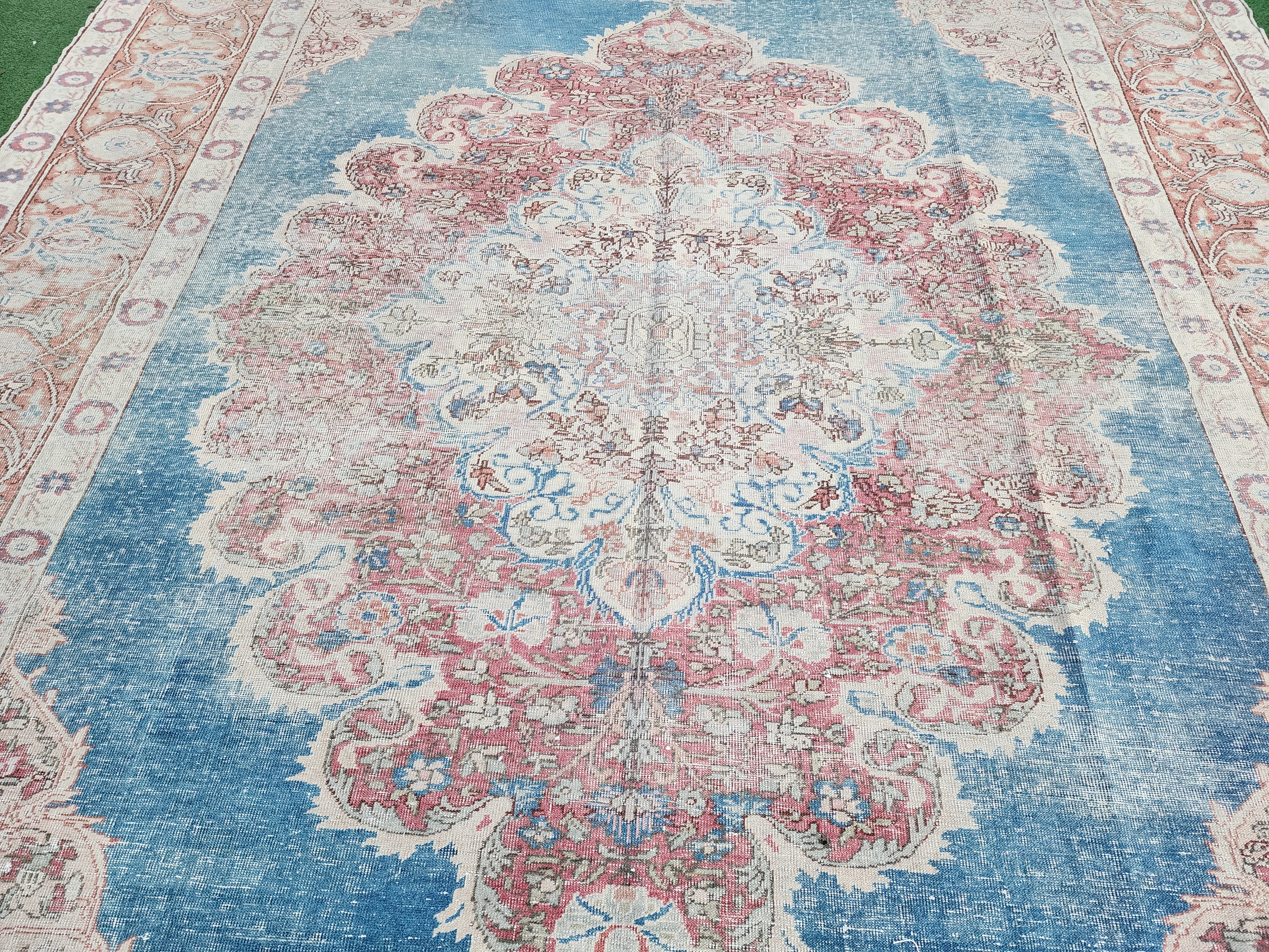 Vibrant Vintage Turkish Kayseri Rug, 6'7''x9'3''