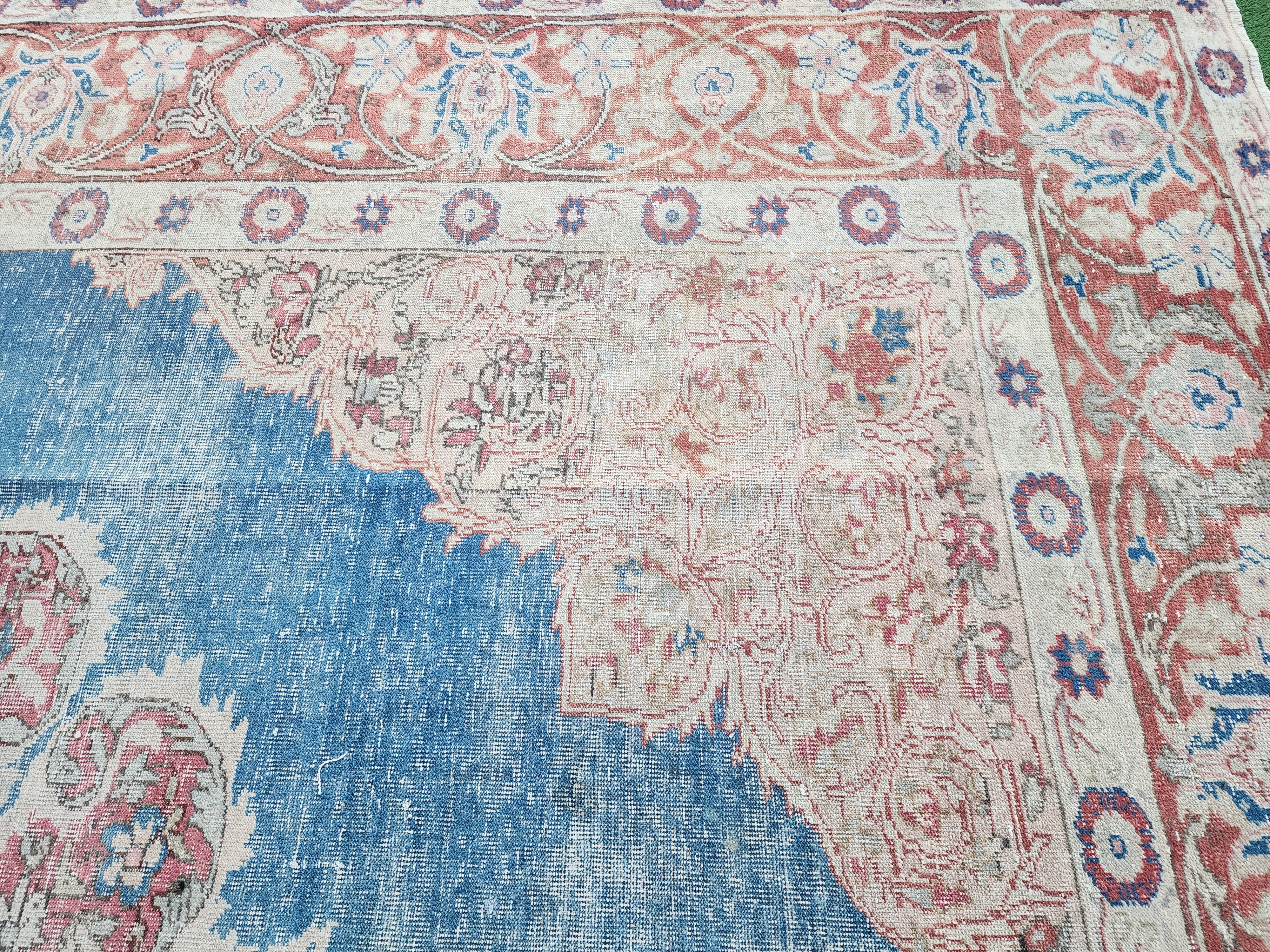 vintage Kayseri Wool Large Area Rug — edge weave