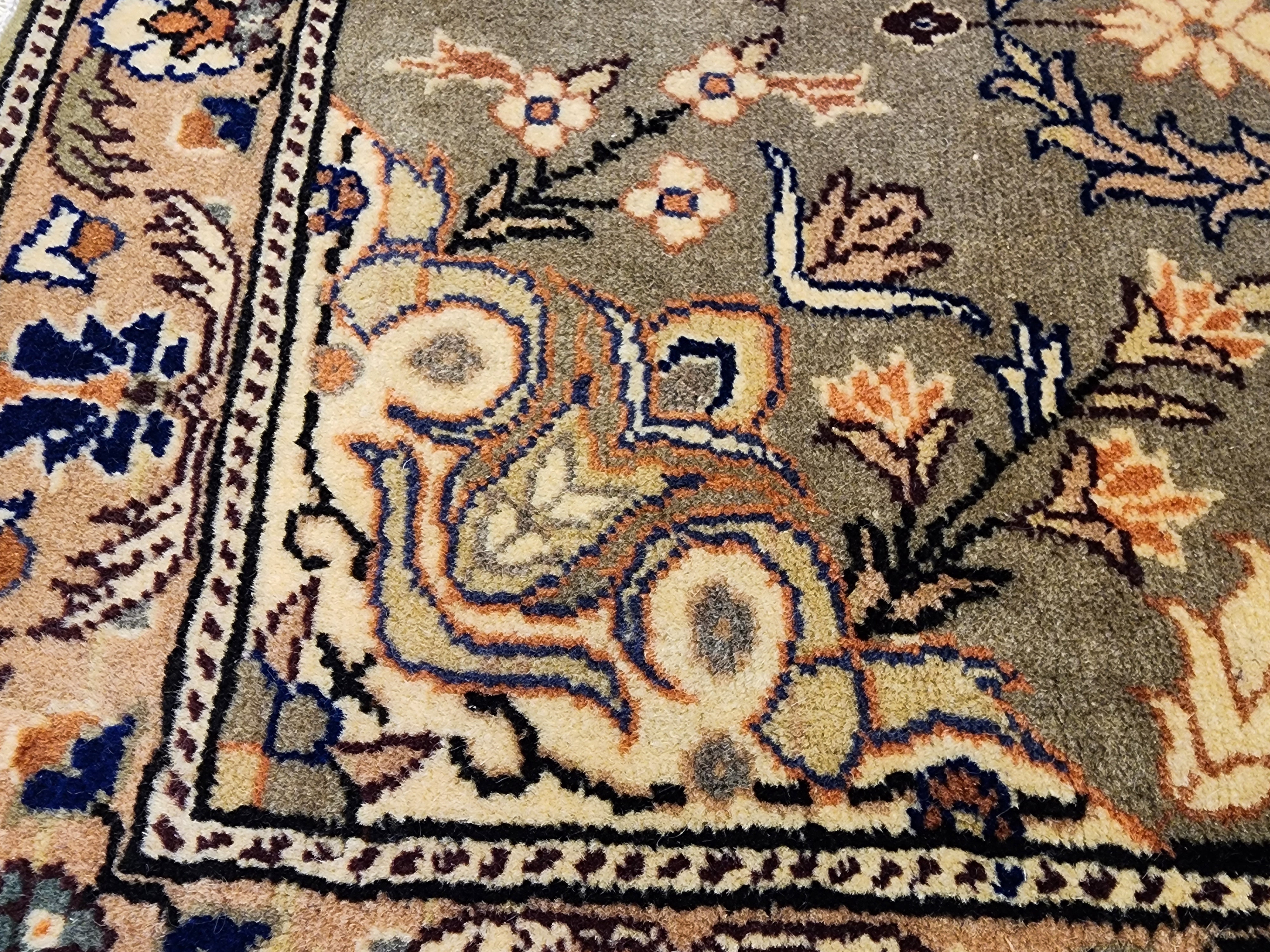 handmade Kayseri Turkish Rug, Small Floral Wool Carpet, Vintage Anatolian Rug, 1'10''x3'2'' — border pattern
