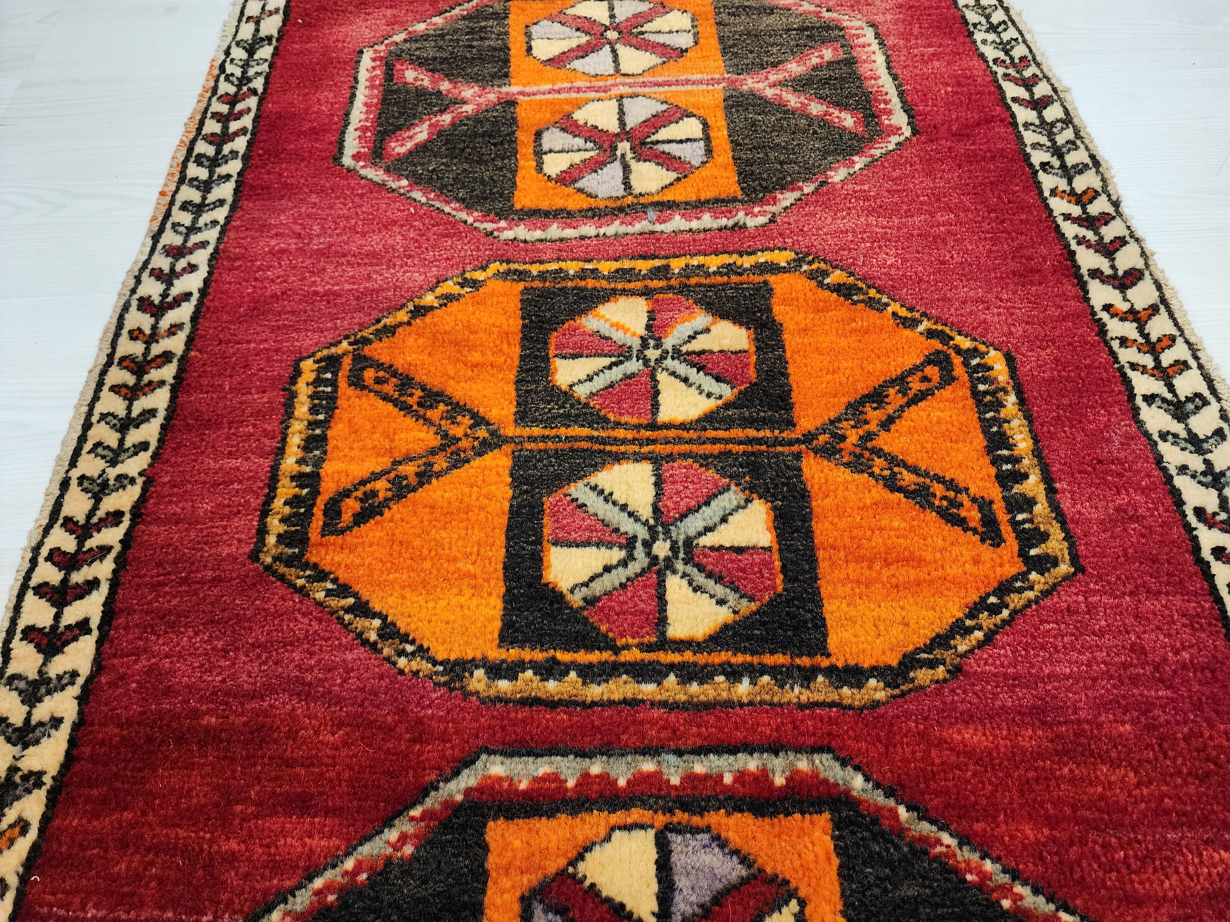 vintage Kurdish Malatya Rug 2'2'' x 3'8'' Handmade Turkish Small Rug, Anatolian Tribal Wool Carpet, Rustic Boho Decor Accent Rug — pattern close-up