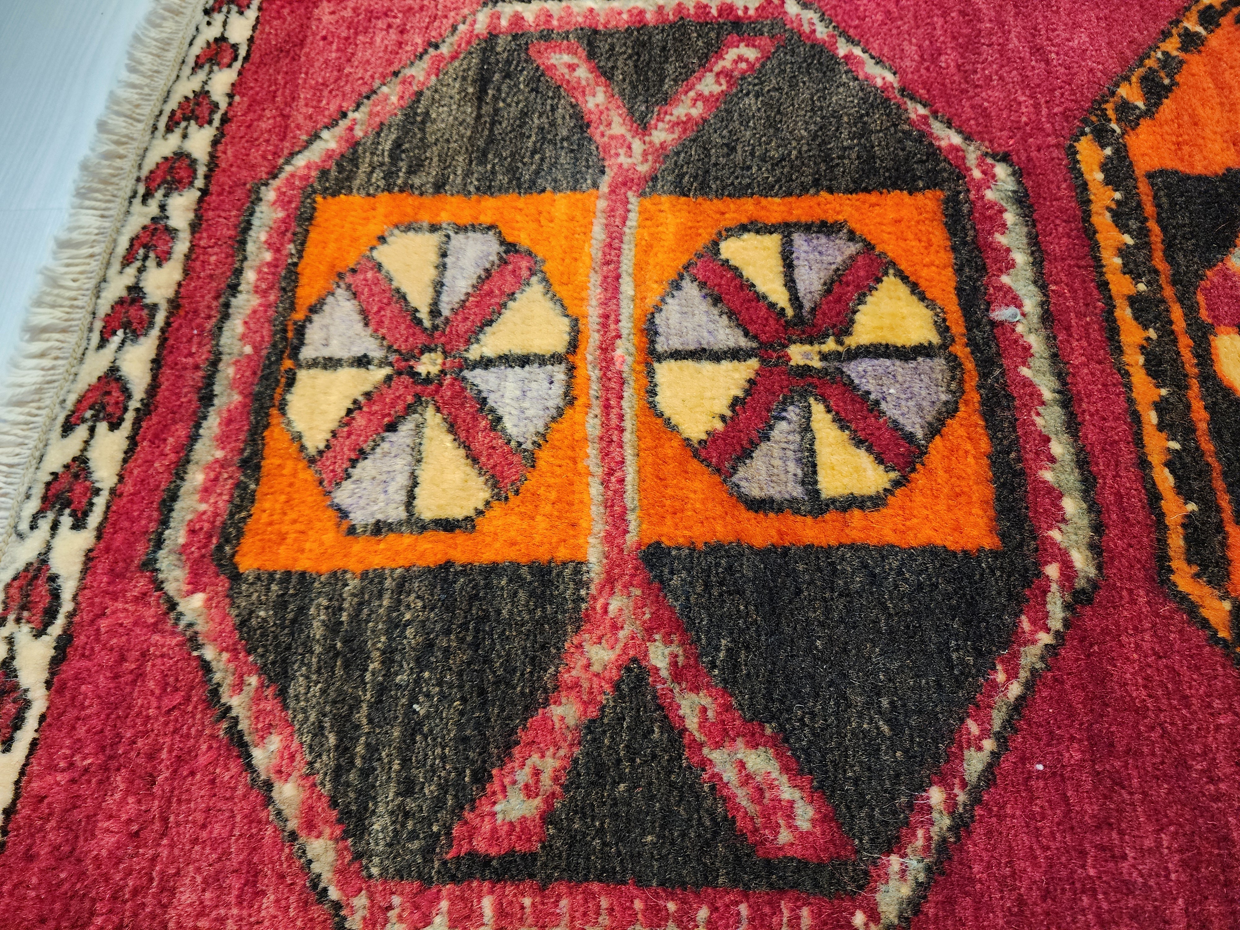vintage Kurdish Malatya Rug 2'2'' x 3'8'' Handmade Turkish Small Rug, Anatolian Tribal Wool Carpet, Rustic Boho Decor Accent Rug — edge weave