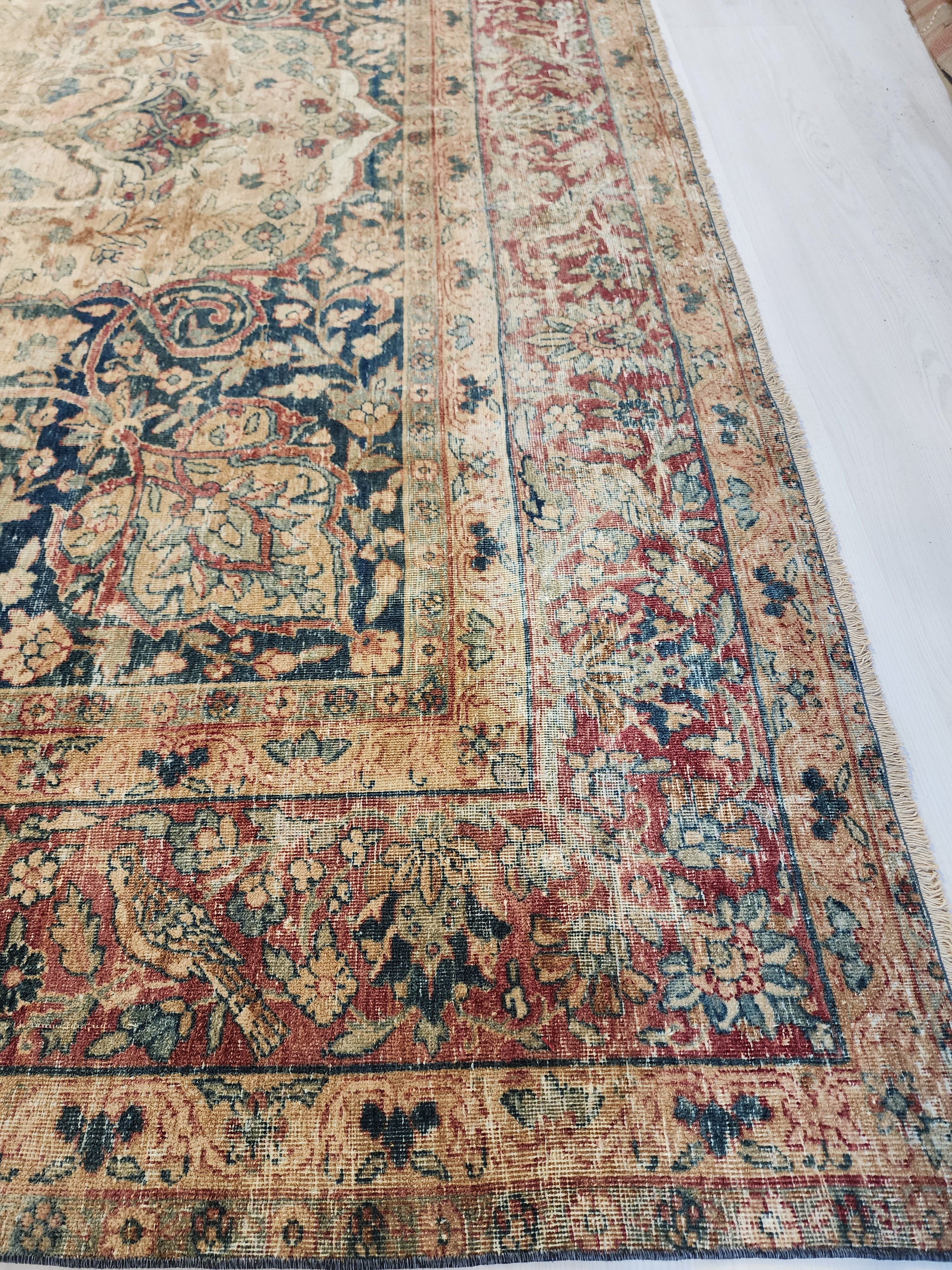 Handmade Antique Turkish Wool Rug: Floral Medallion, 11x8