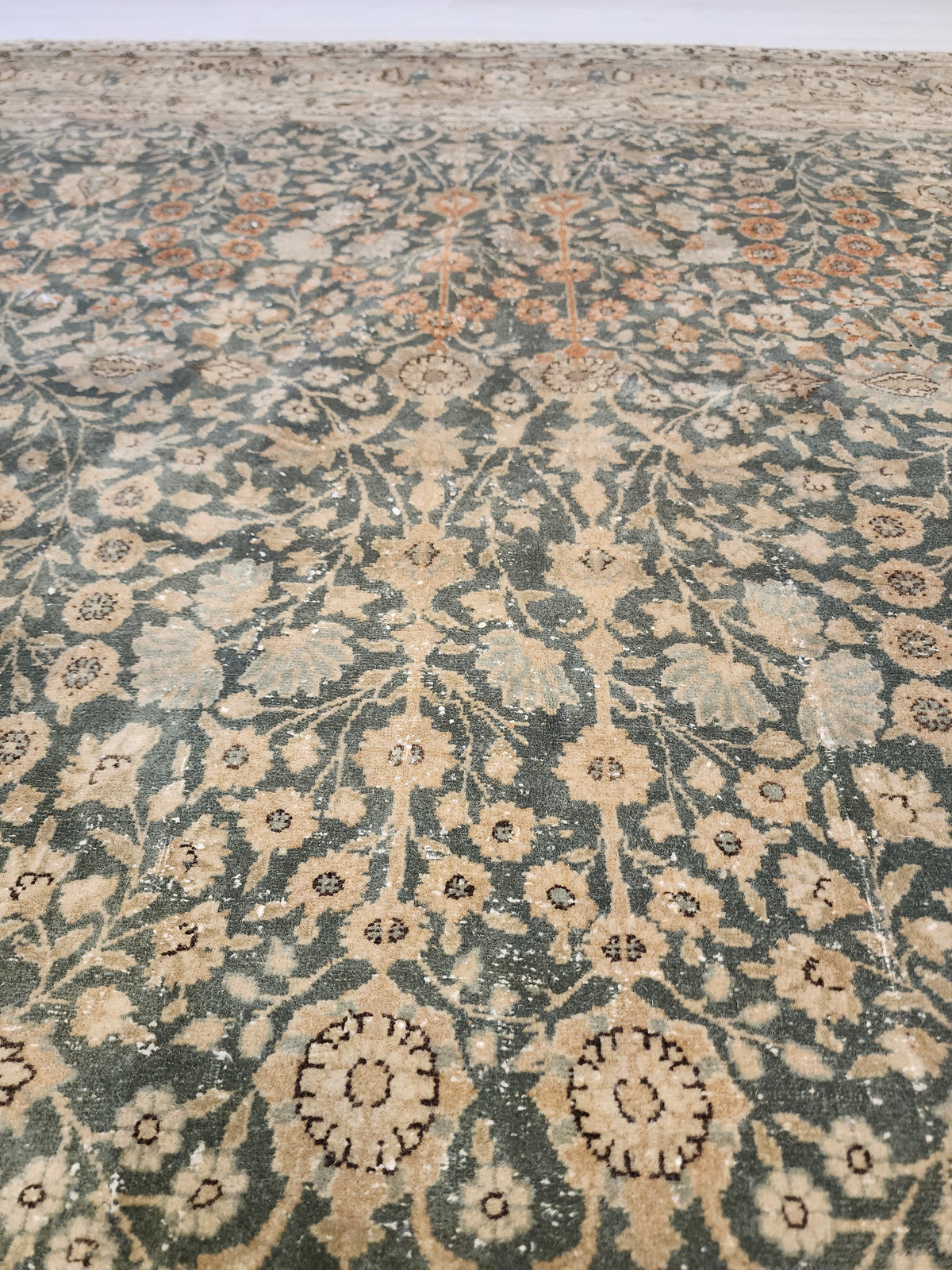 Vintage Turkish Hereke Rug, Fine Fine-Knotted Muted Green Beige Area Rug, 6'5''x9'9''
