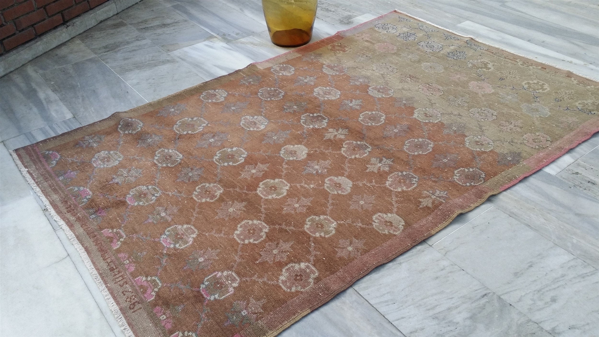 vintage Anatolian Wool Small Rug — pattern close-up