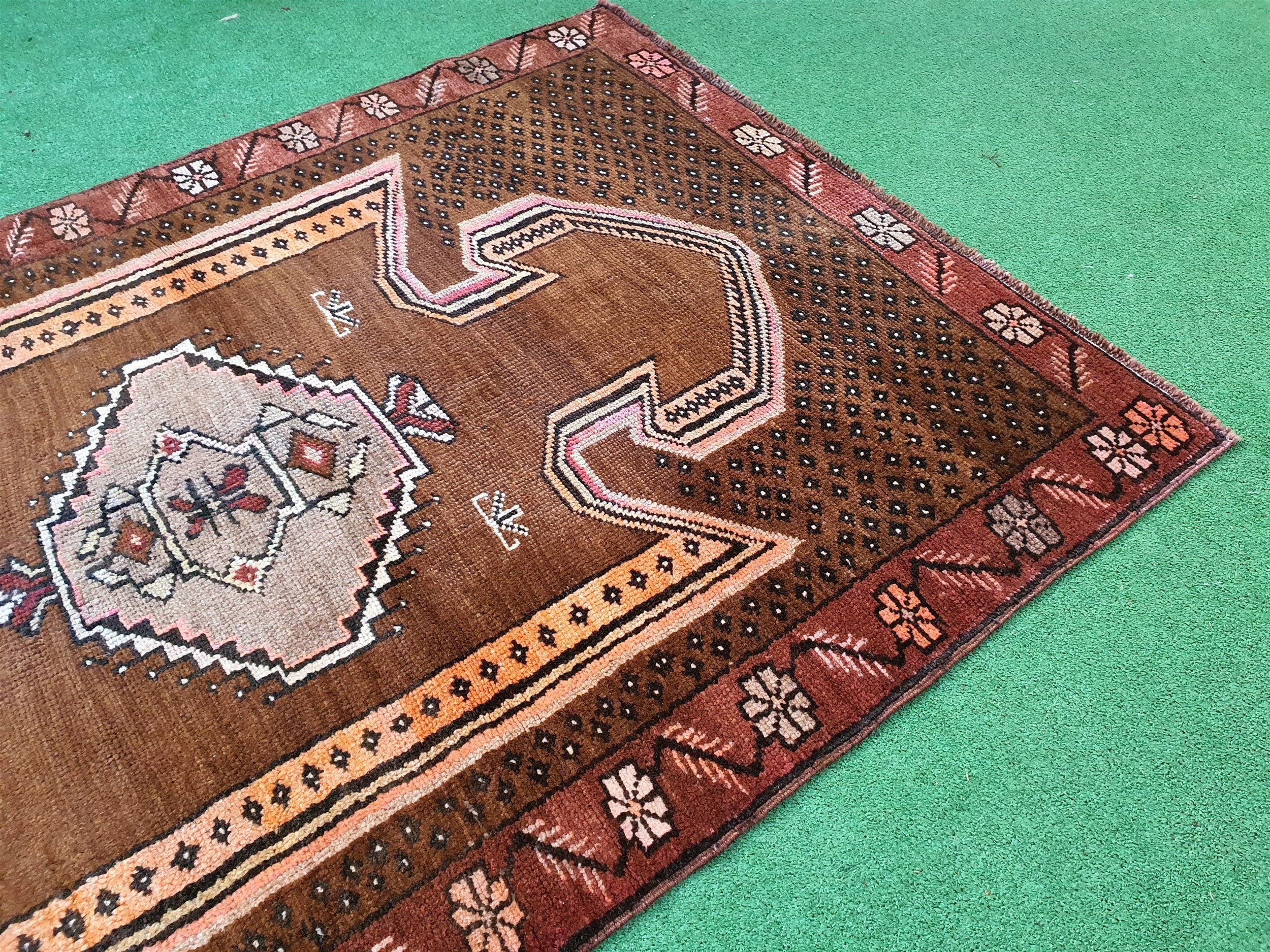 vintage Anatolian Wool Small Rug — edge weave