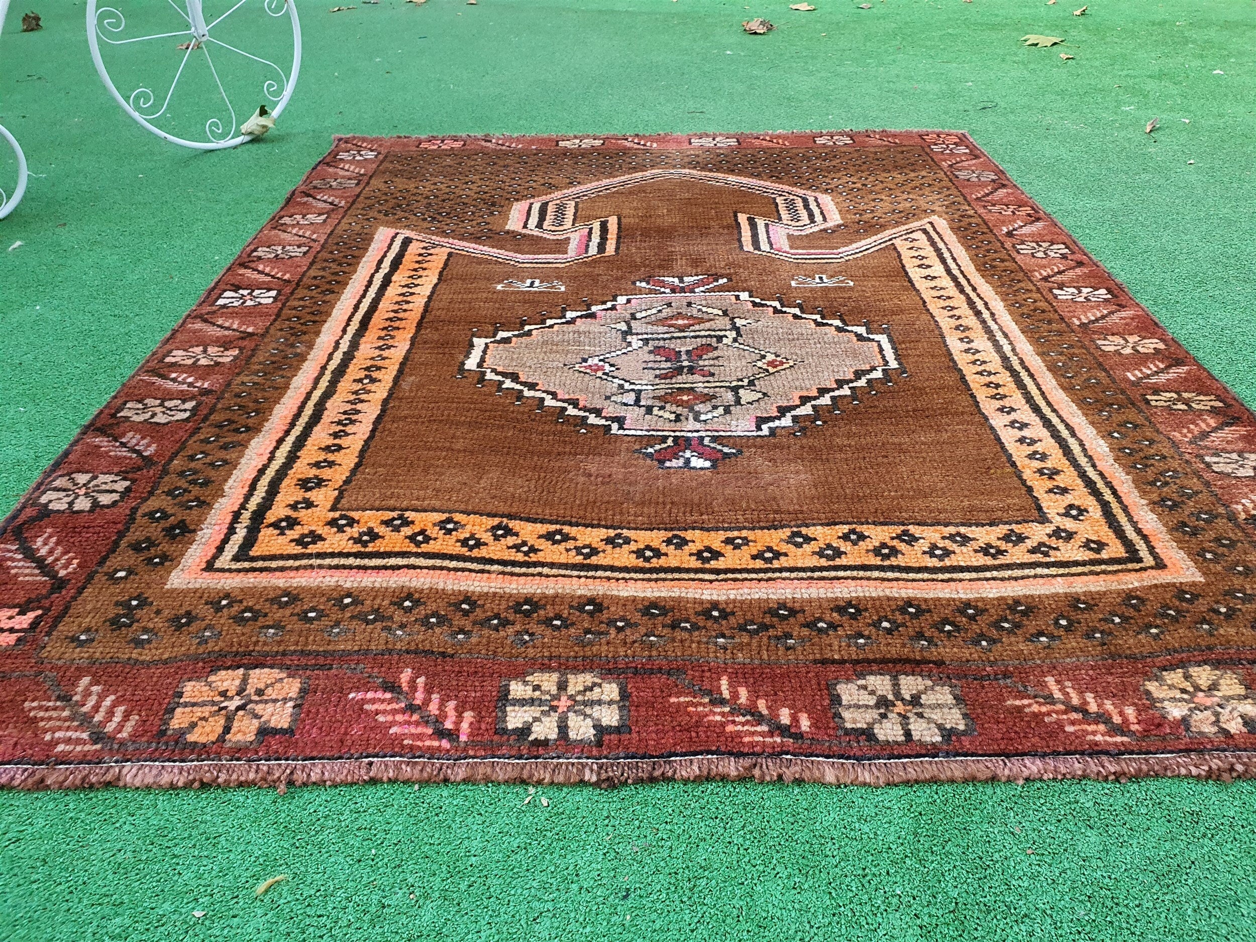 vintage Anatolian Wool Small Rug — detail texture