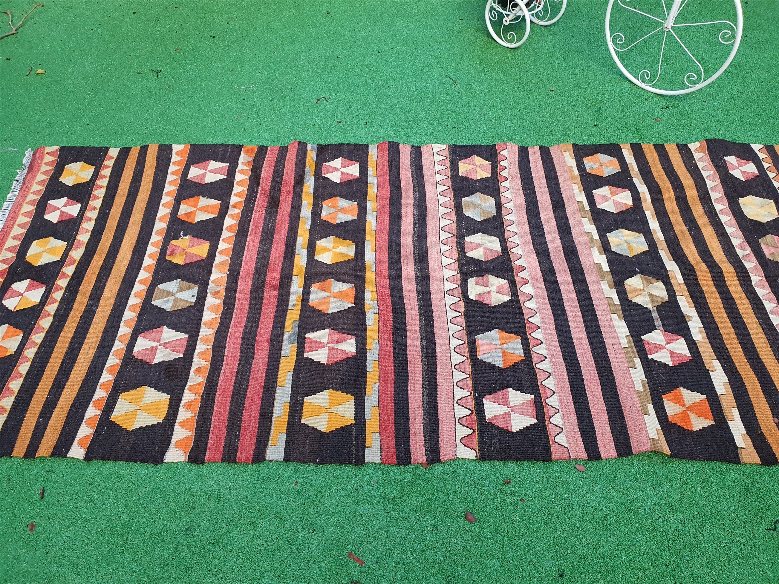 vintage Anatolian Wool Runner Rug — pattern close-up