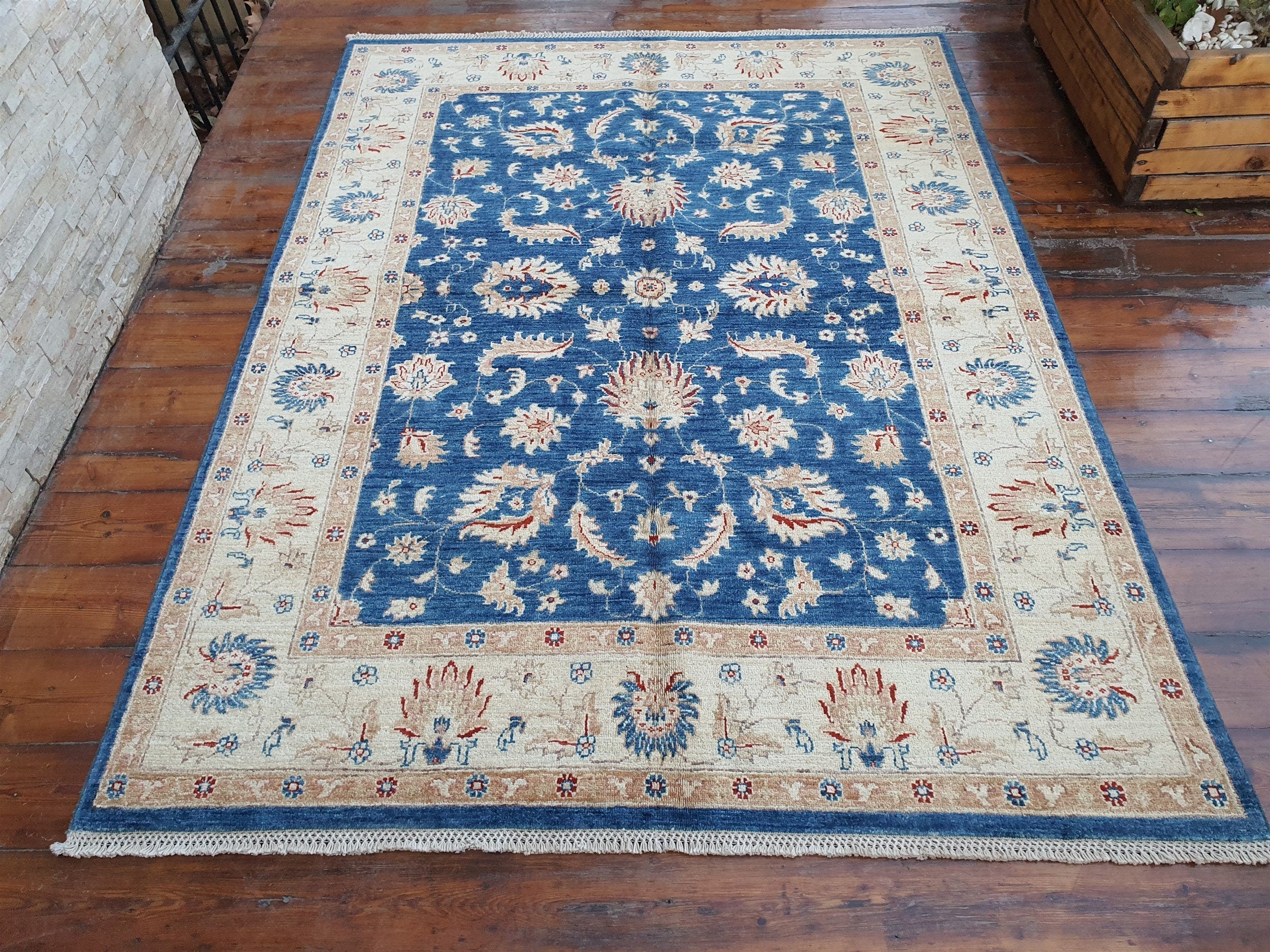 vintage Oushak Wool Area Rug — detail texture