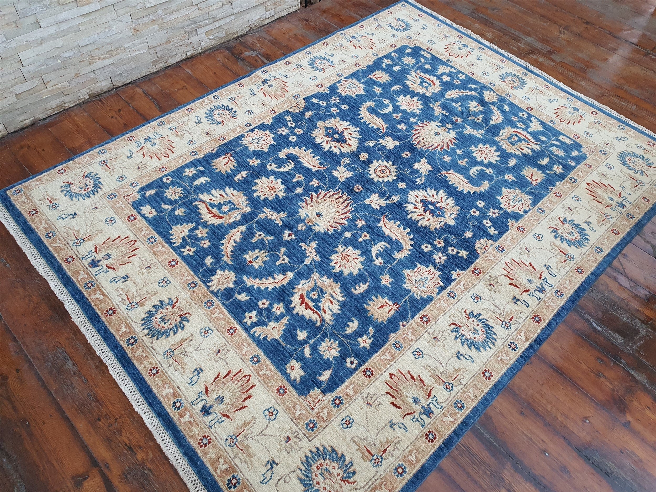 vintage Oushak Wool Area Rug — pattern close-up
