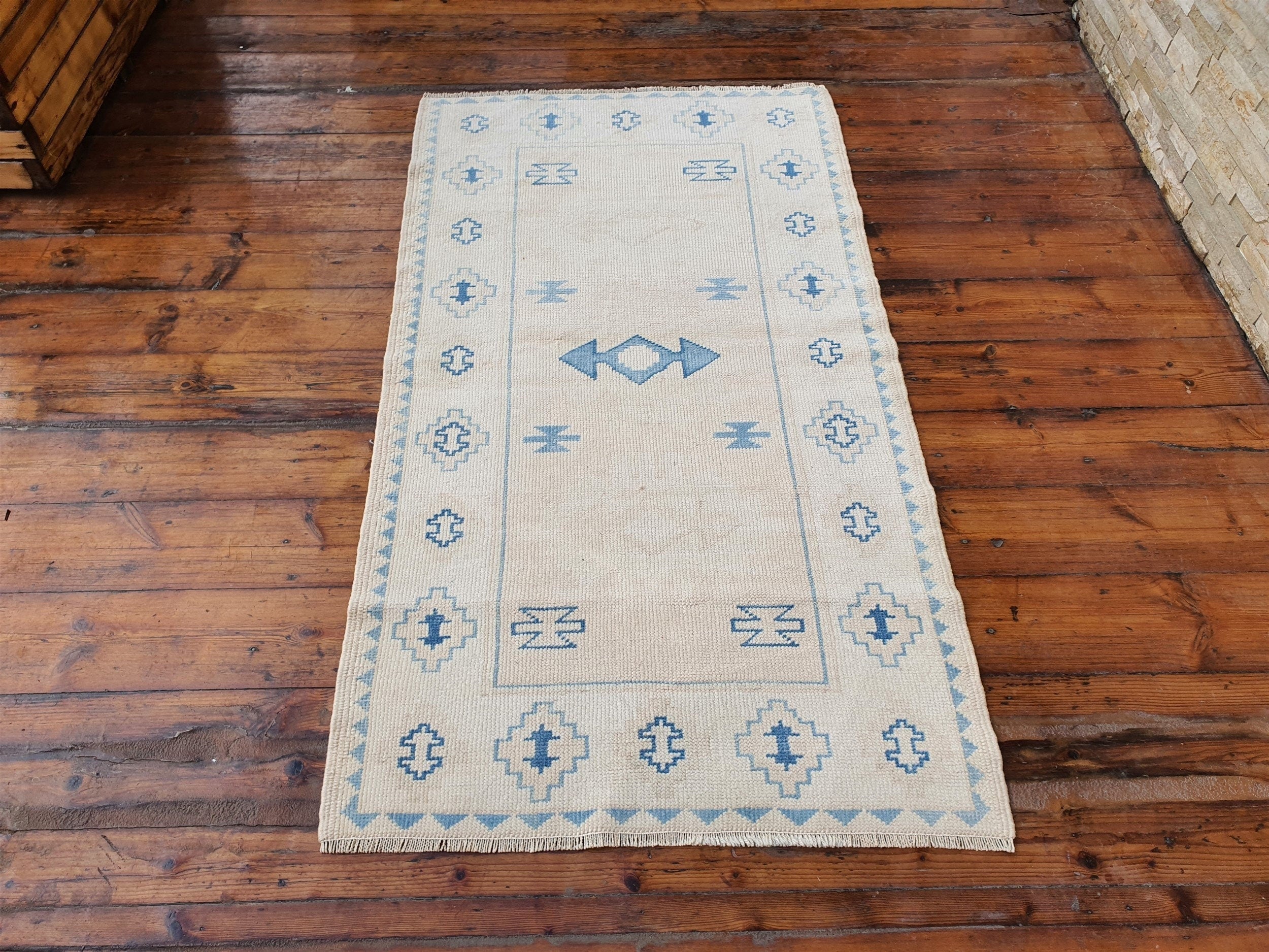 Pale Turkish Rug ,4 ft 8 in x 2 ft 6 in, Pink and Grey Distressed Faded Oushak Rug
