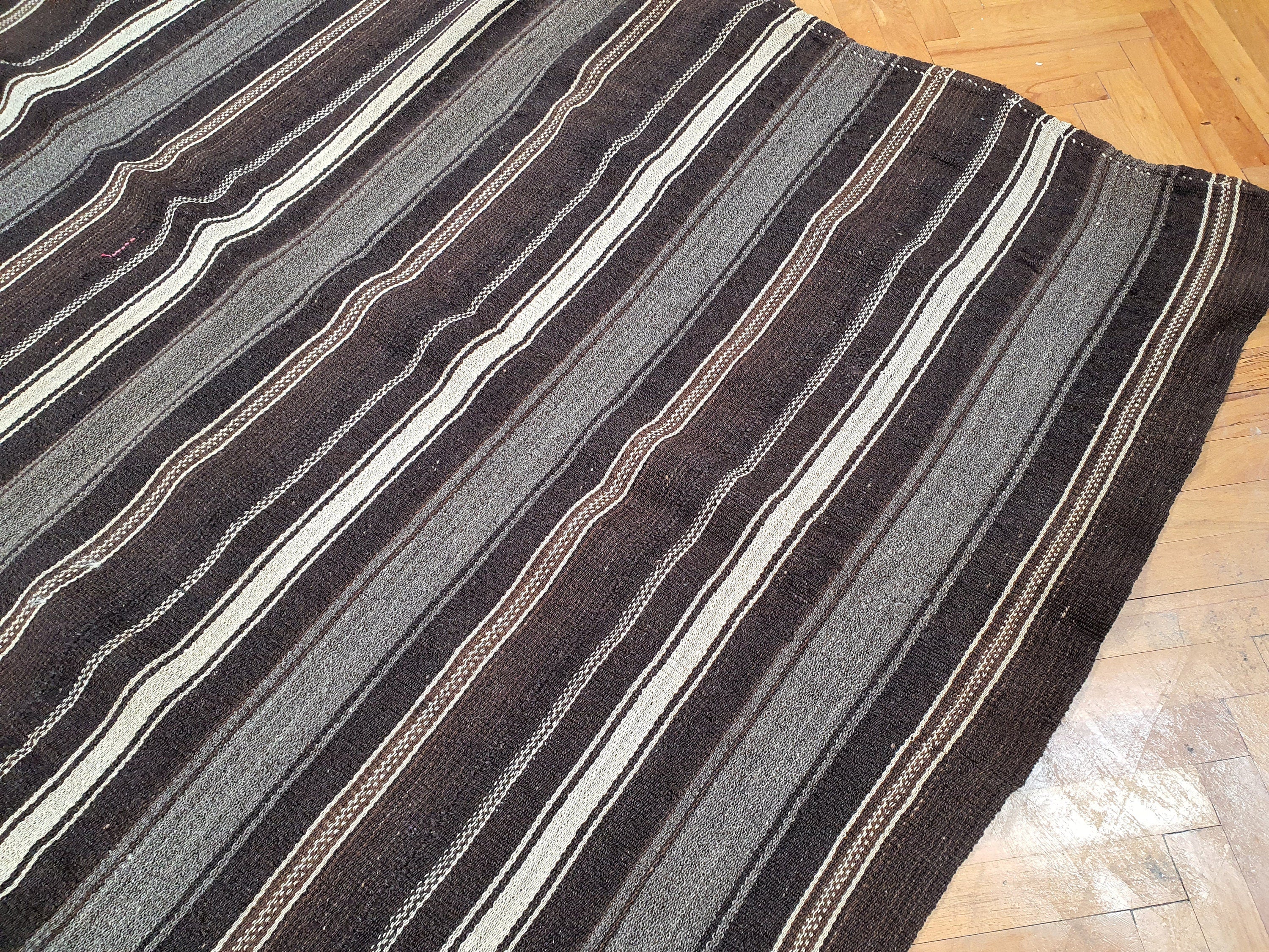 antique Anatolian Wool Area Rug — pattern close-up