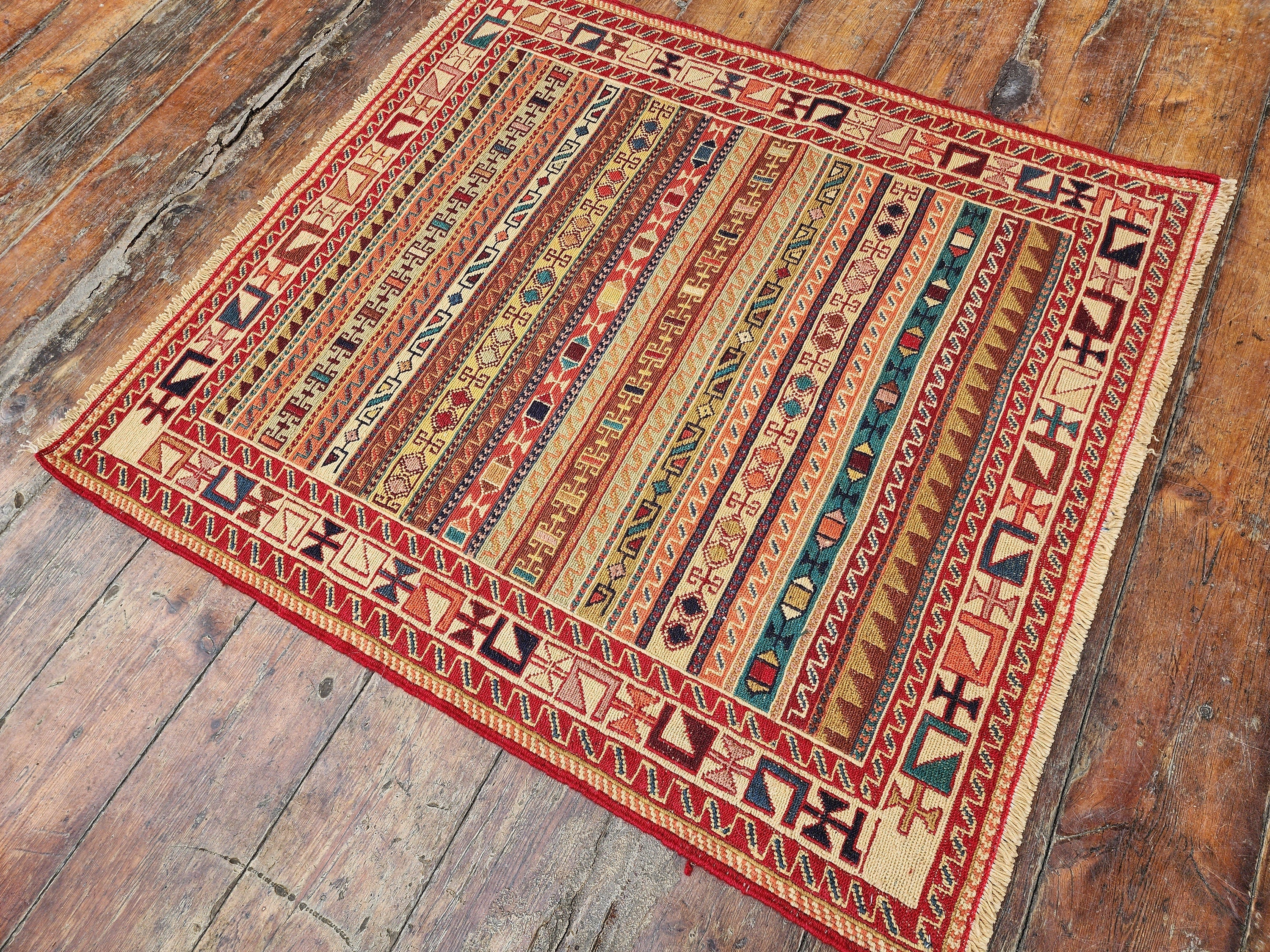 vintage Soumak Wool Small Rug — detail texture