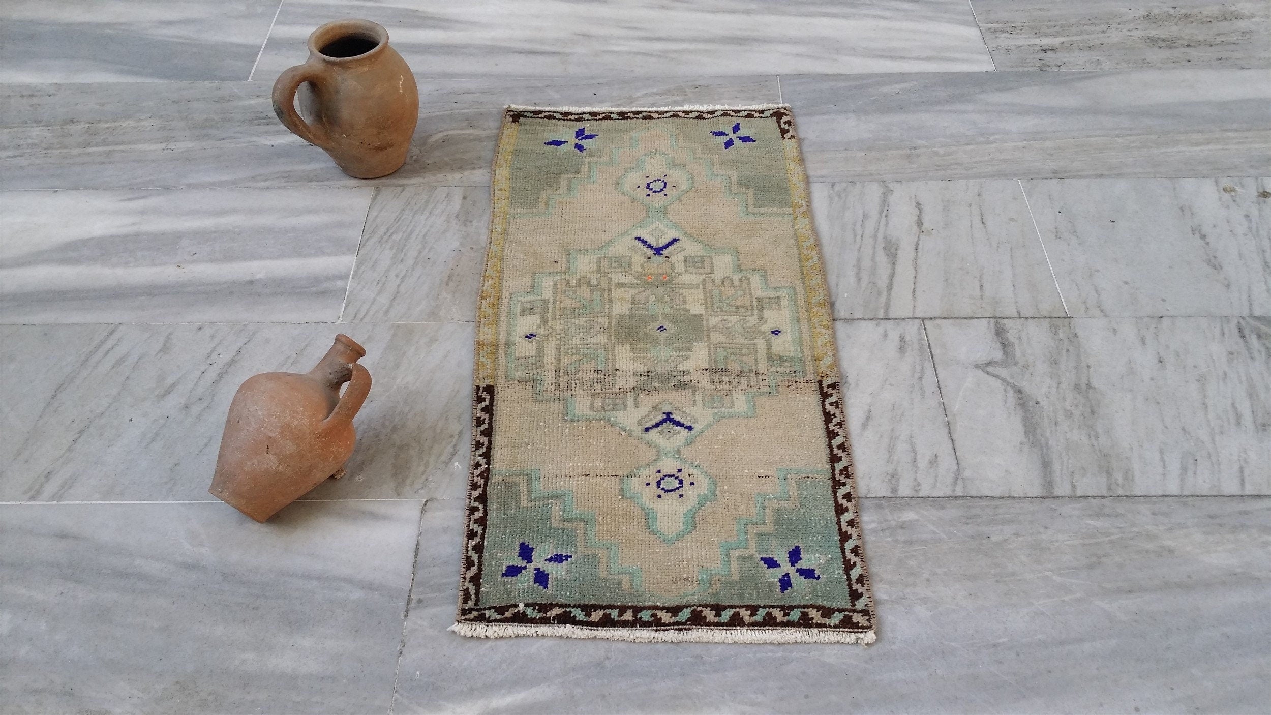 Lavinia — Antique Oushak Small Rug