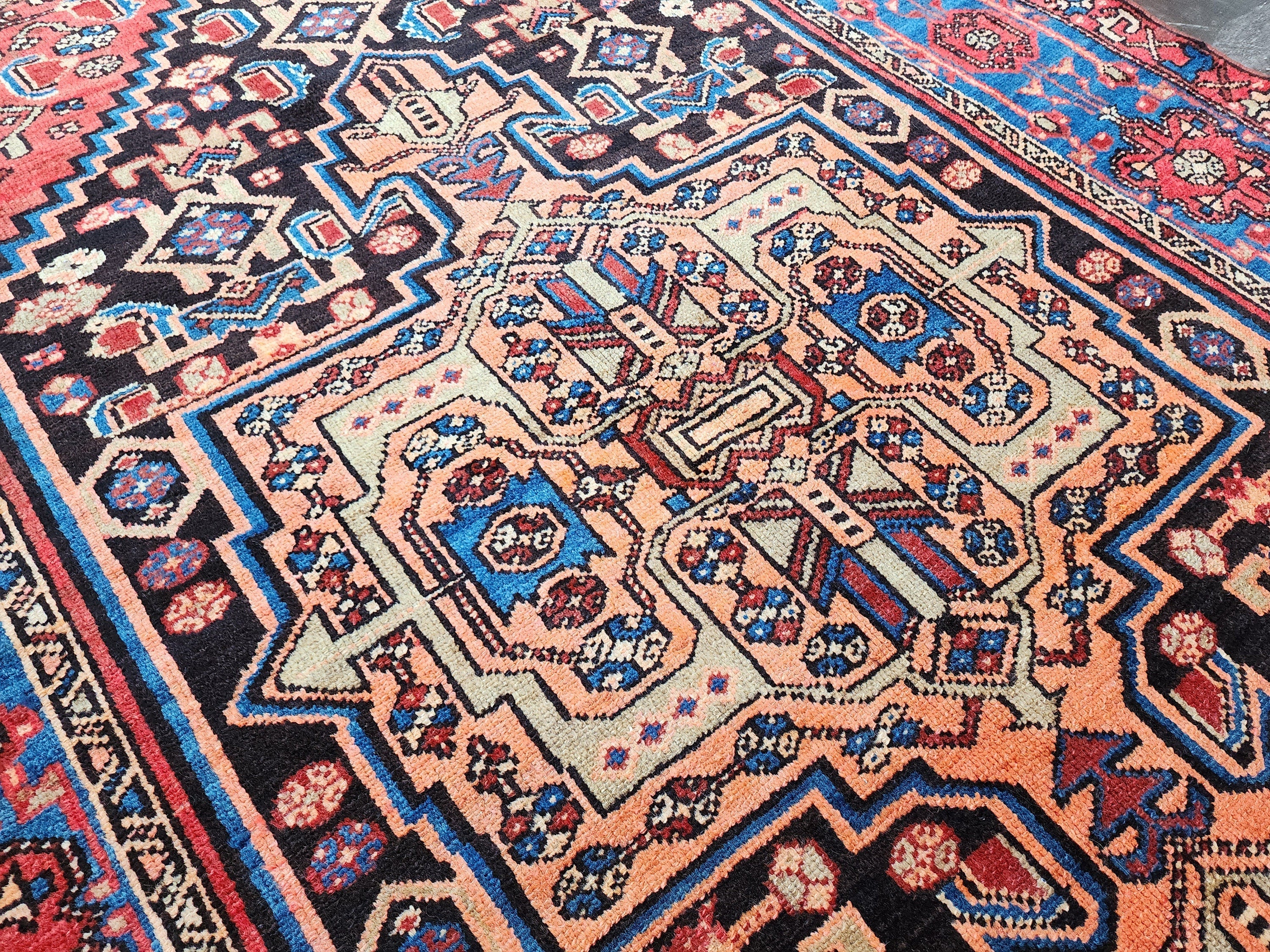 vintage Anatolian Wool Area Rug — corner detail