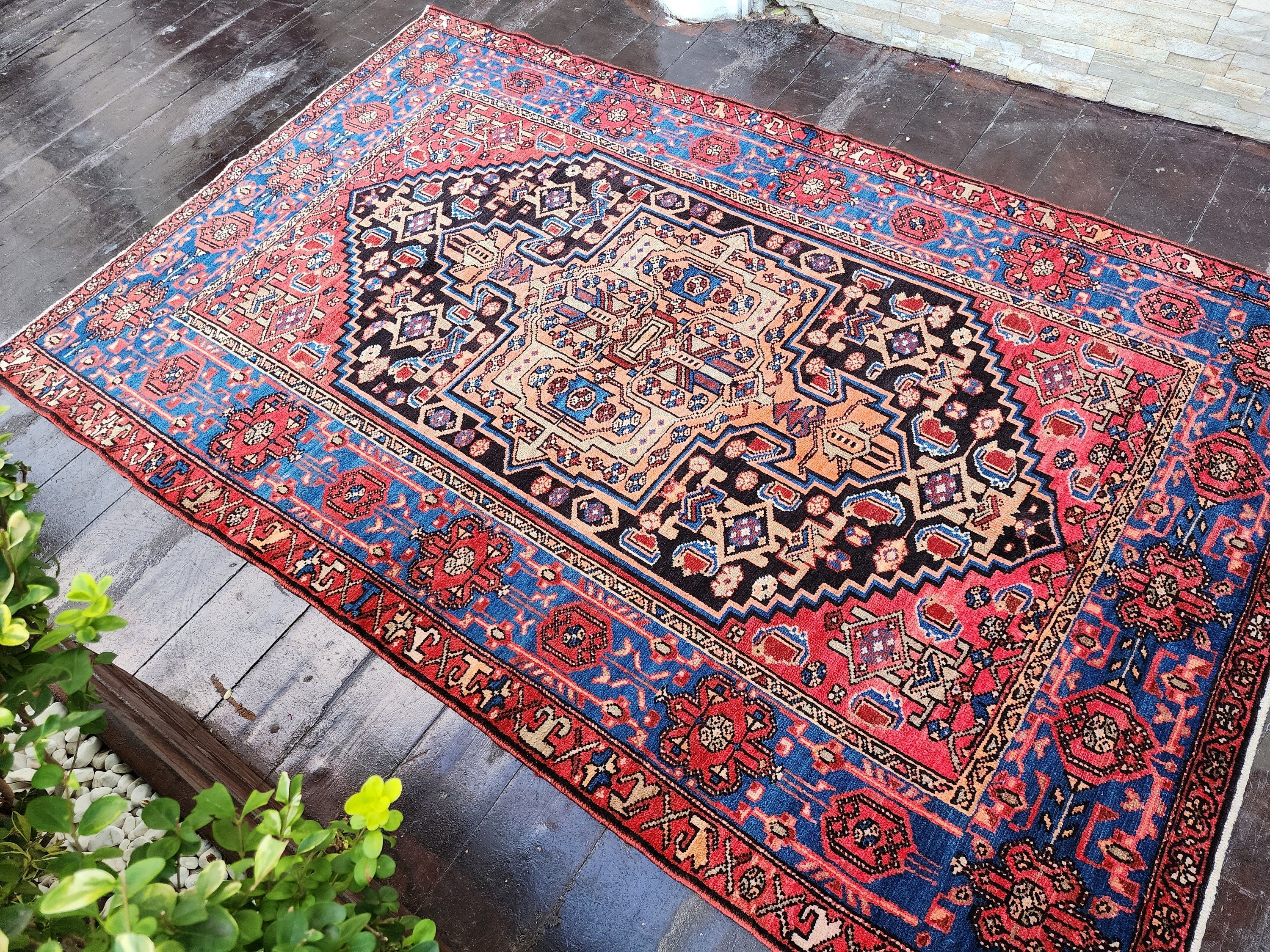 vintage Anatolian Wool Area Rug — pattern close-up